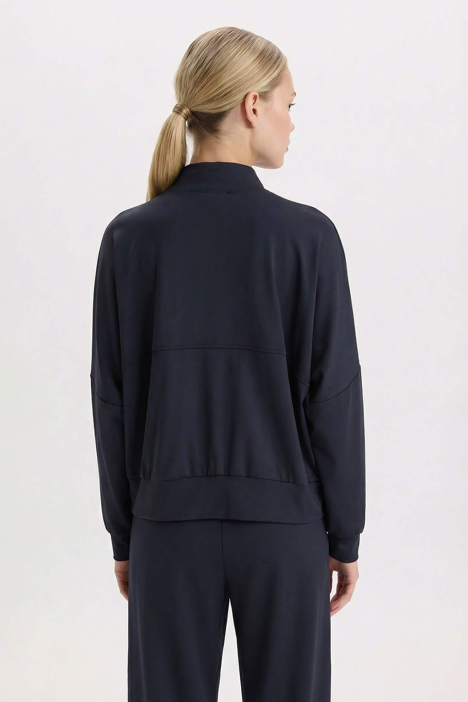 Kolej Yaka Fermuarlı Cepli Basic Düz Bomber Hırka