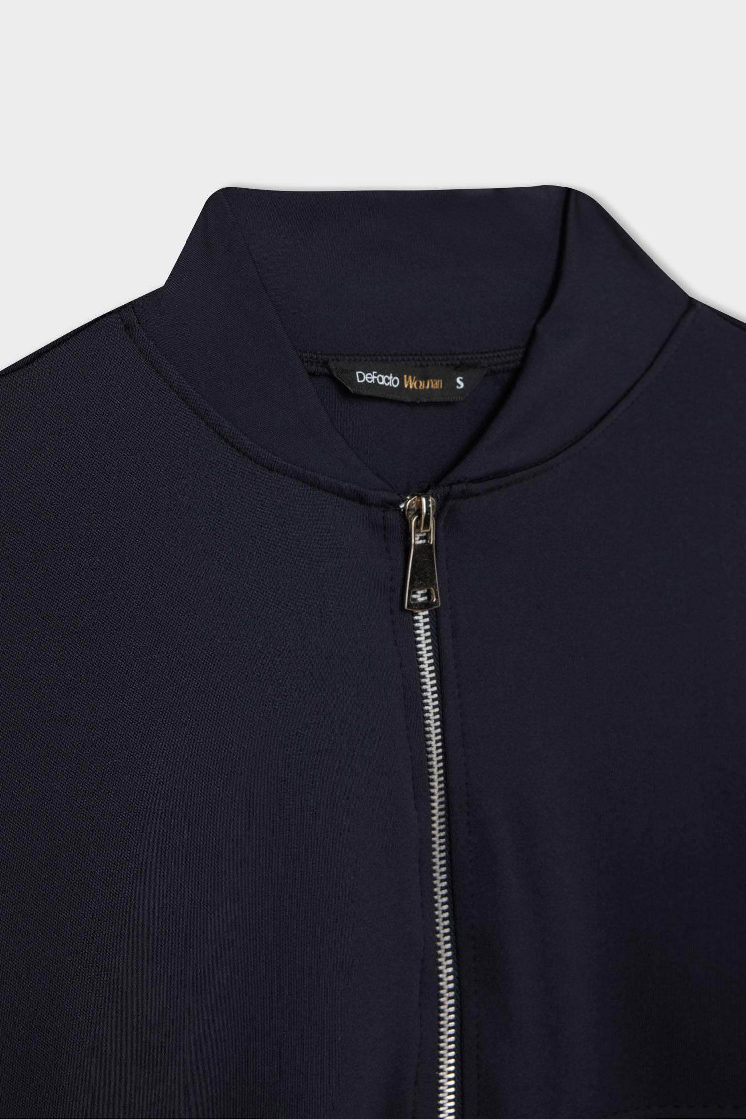 Kolej Yaka Fermuarlı Cepli Basic Düz Bomber Hırka