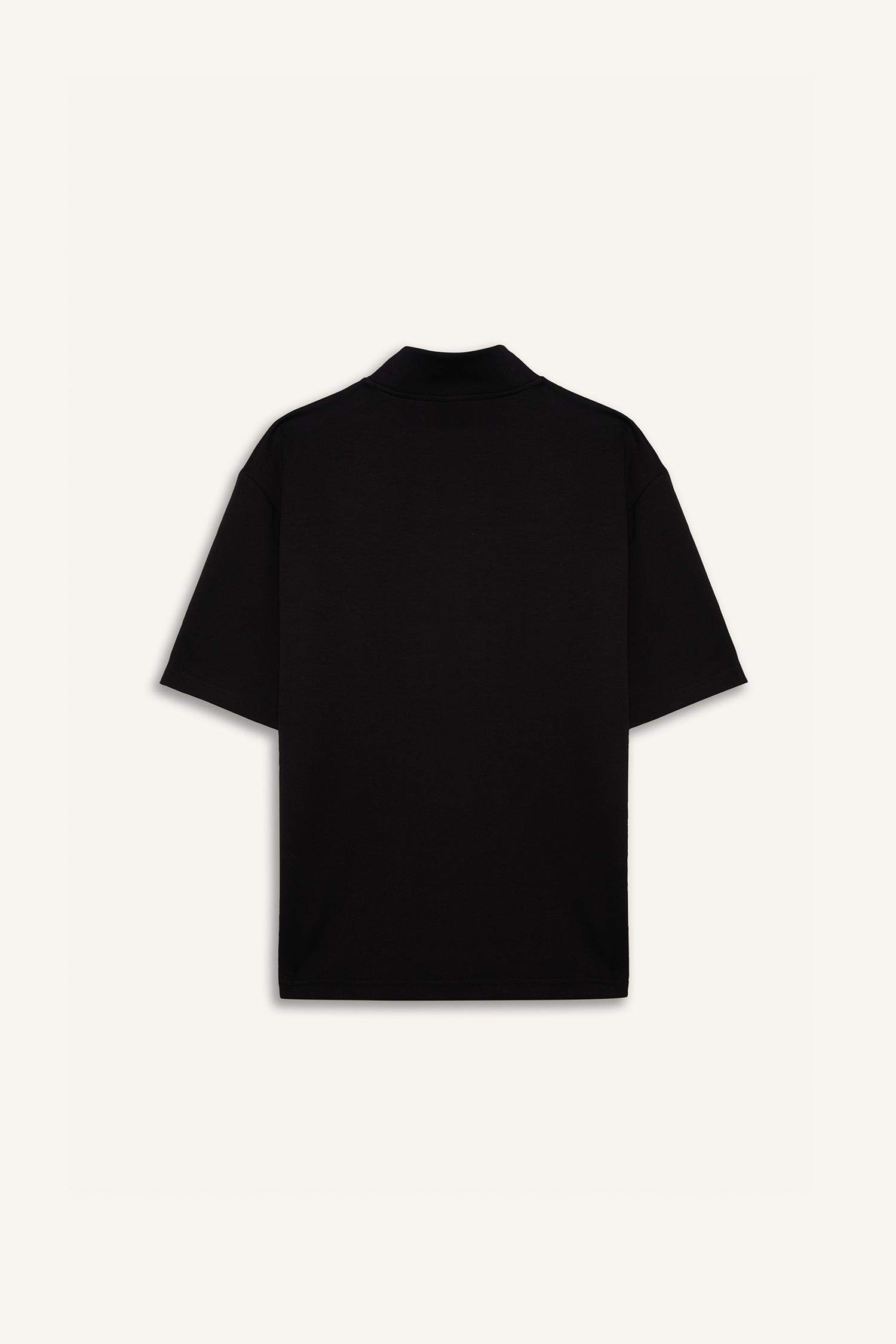 تيشيرت رياضي نص كم قماش سكوبا قصة عادية من DeFactoFit