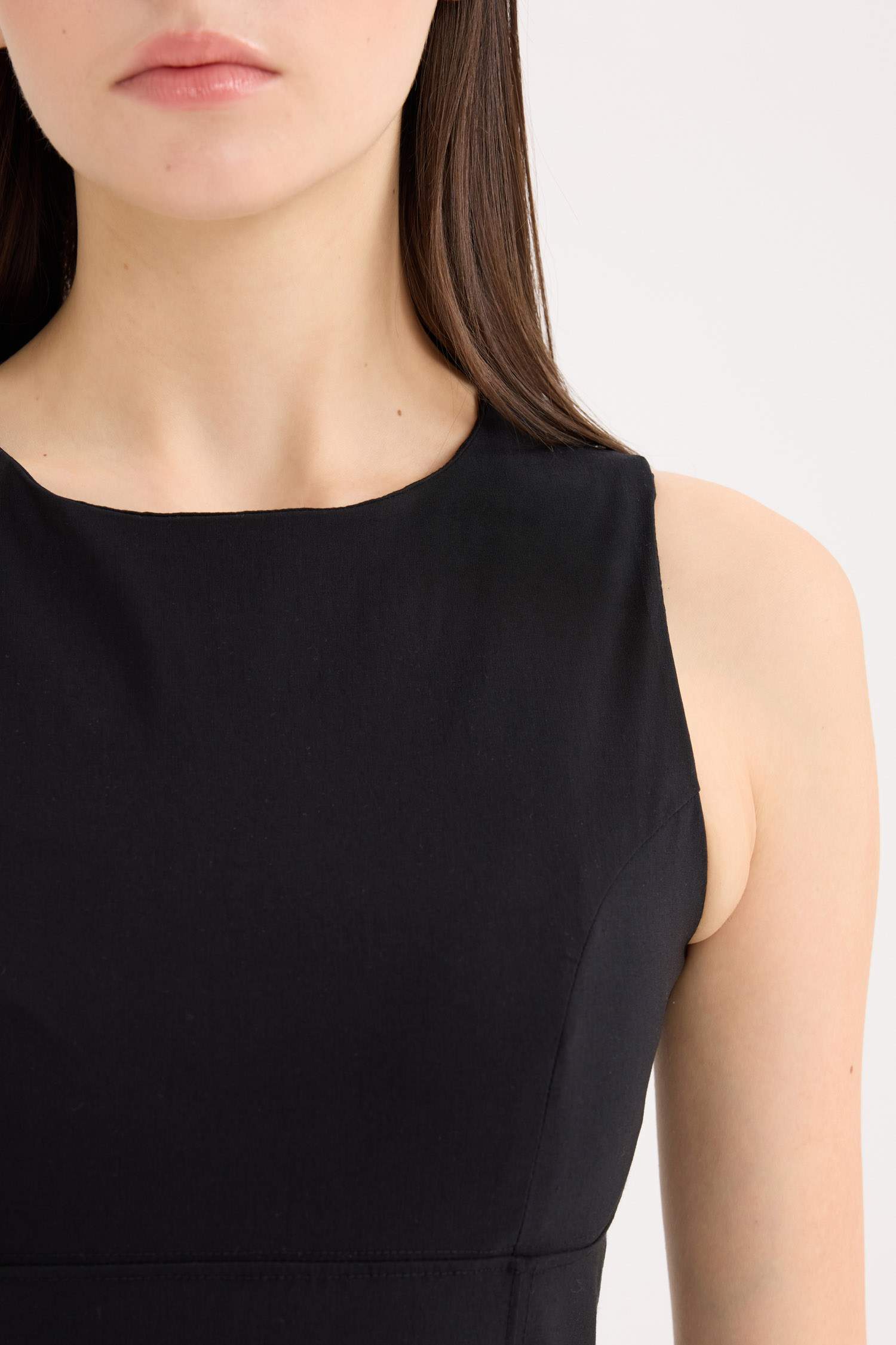 Bodycon Vücudu Saran Bisiklet Yaka Bengalin Kolsuz Mini Elbise