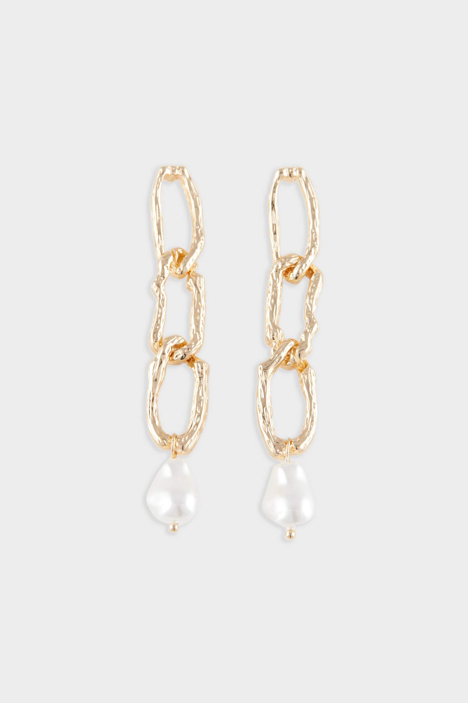 Kadın İncili Zincir Detaylı Küpe