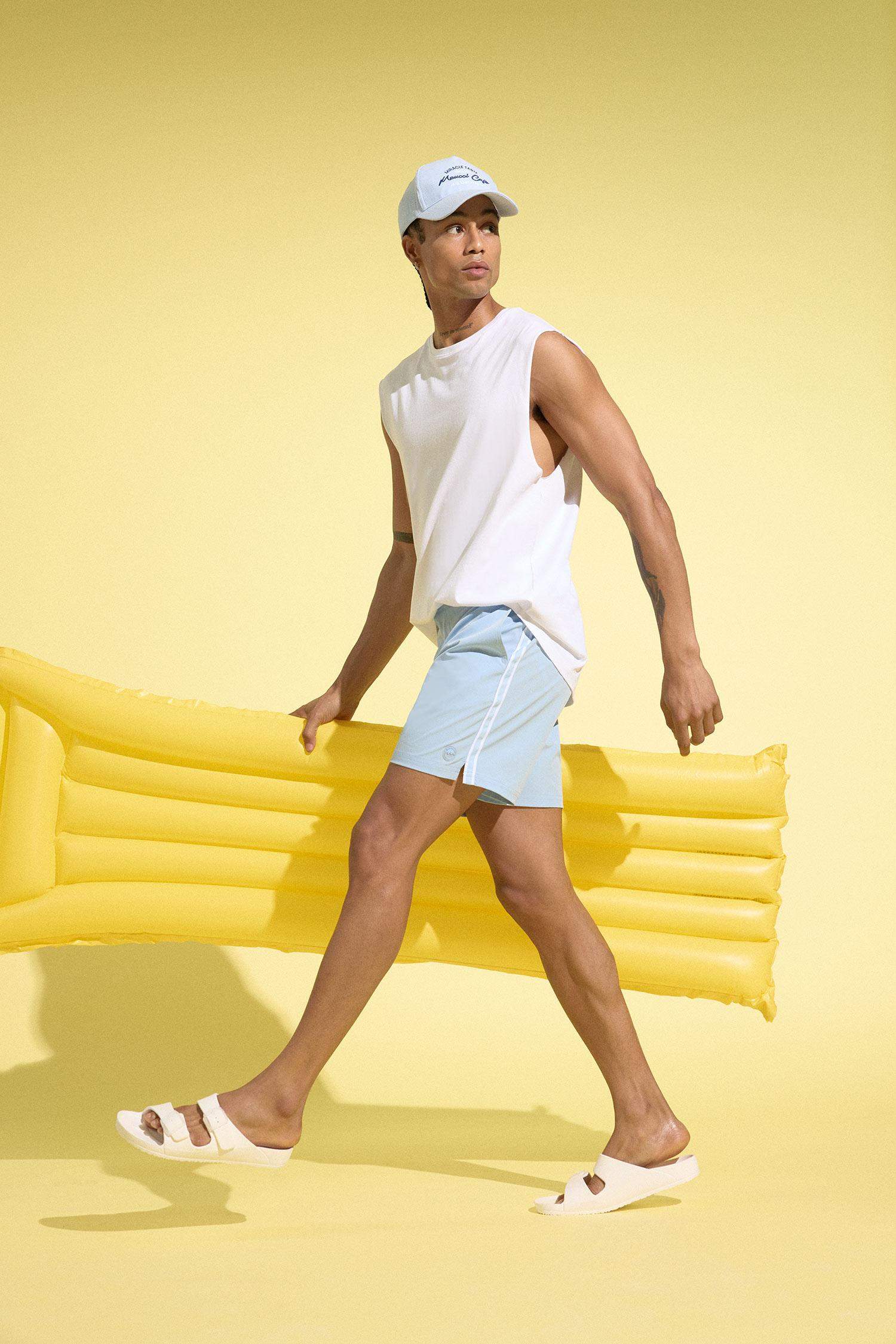 DeFactoFit Esnek Dokulu Kısa Boy Deniz Şortu