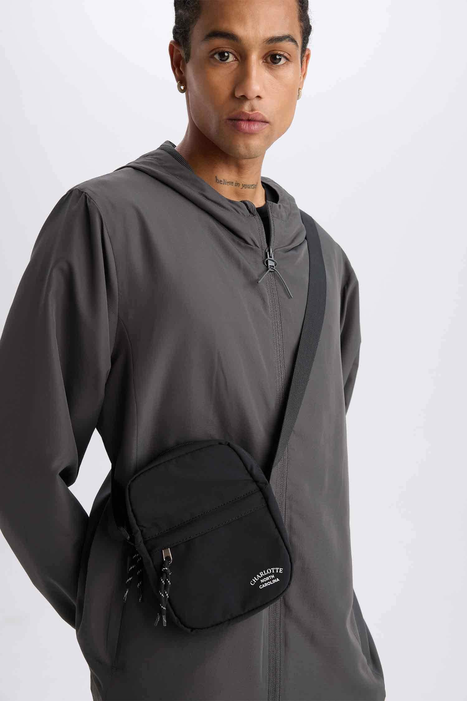 Ерлерге иық сөмкесі