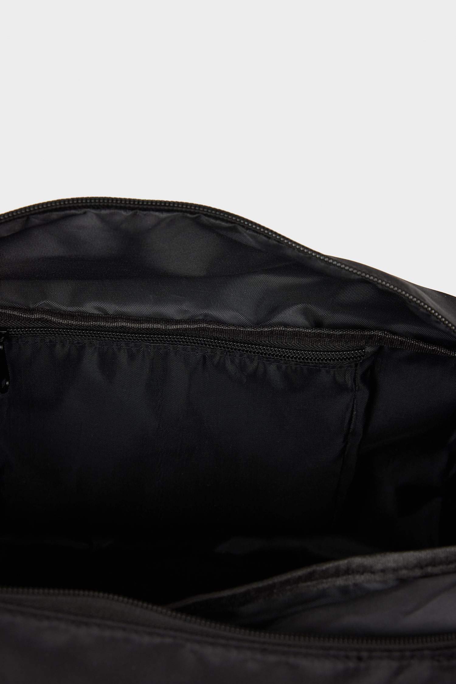 جنطة كروس بودي رجالي