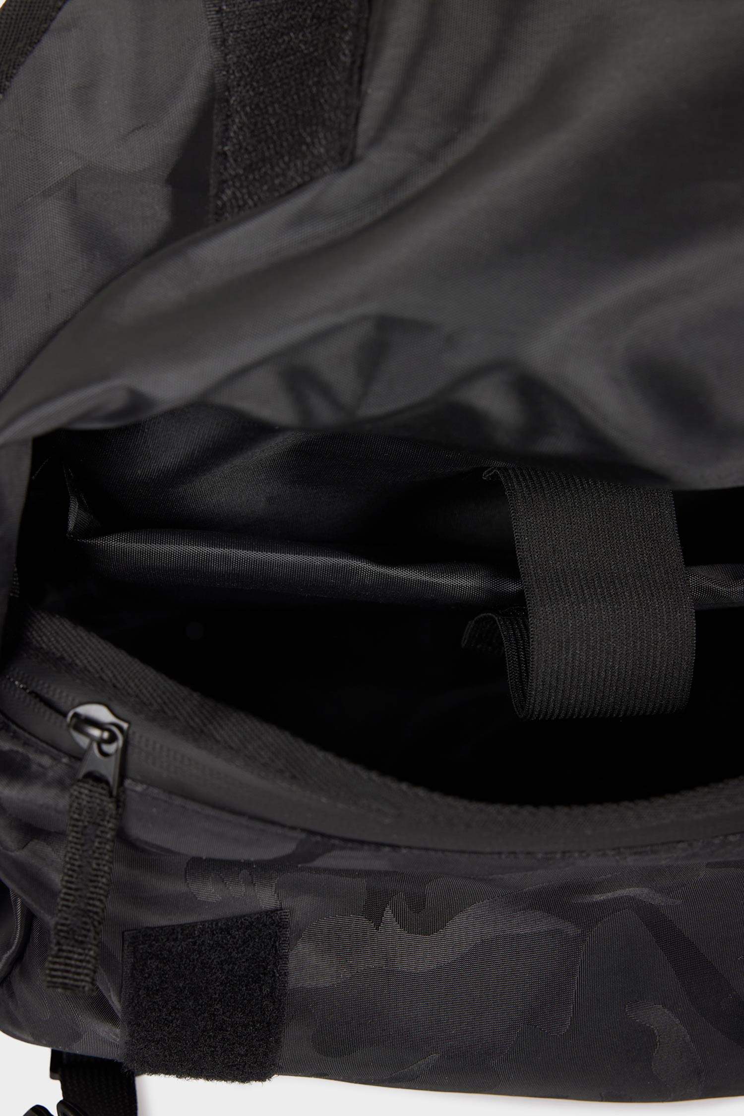 جنطة كروس بودي رجالي جلد صناعي