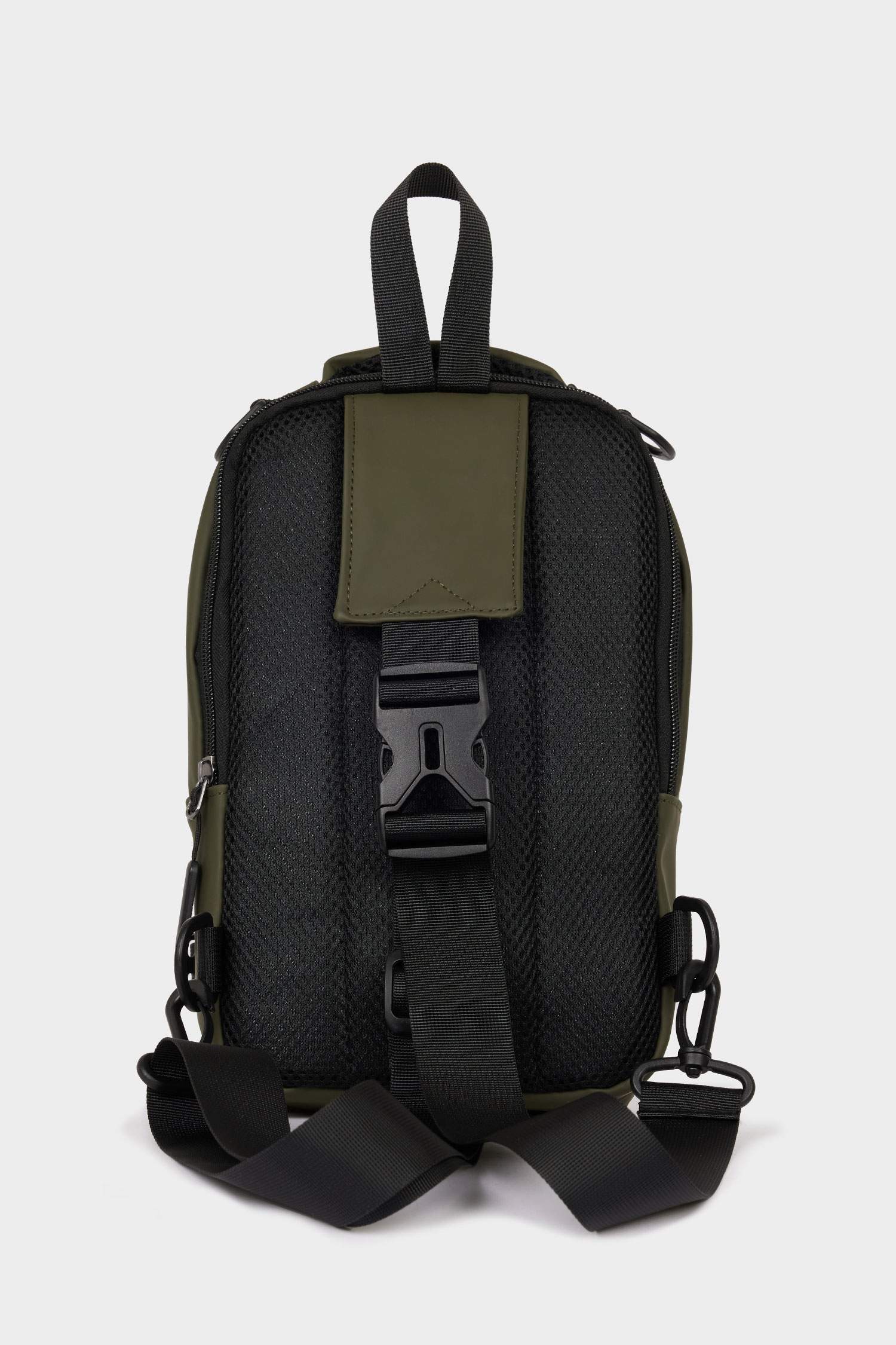 جنطة كروس بودي رجالي جلد صناعي