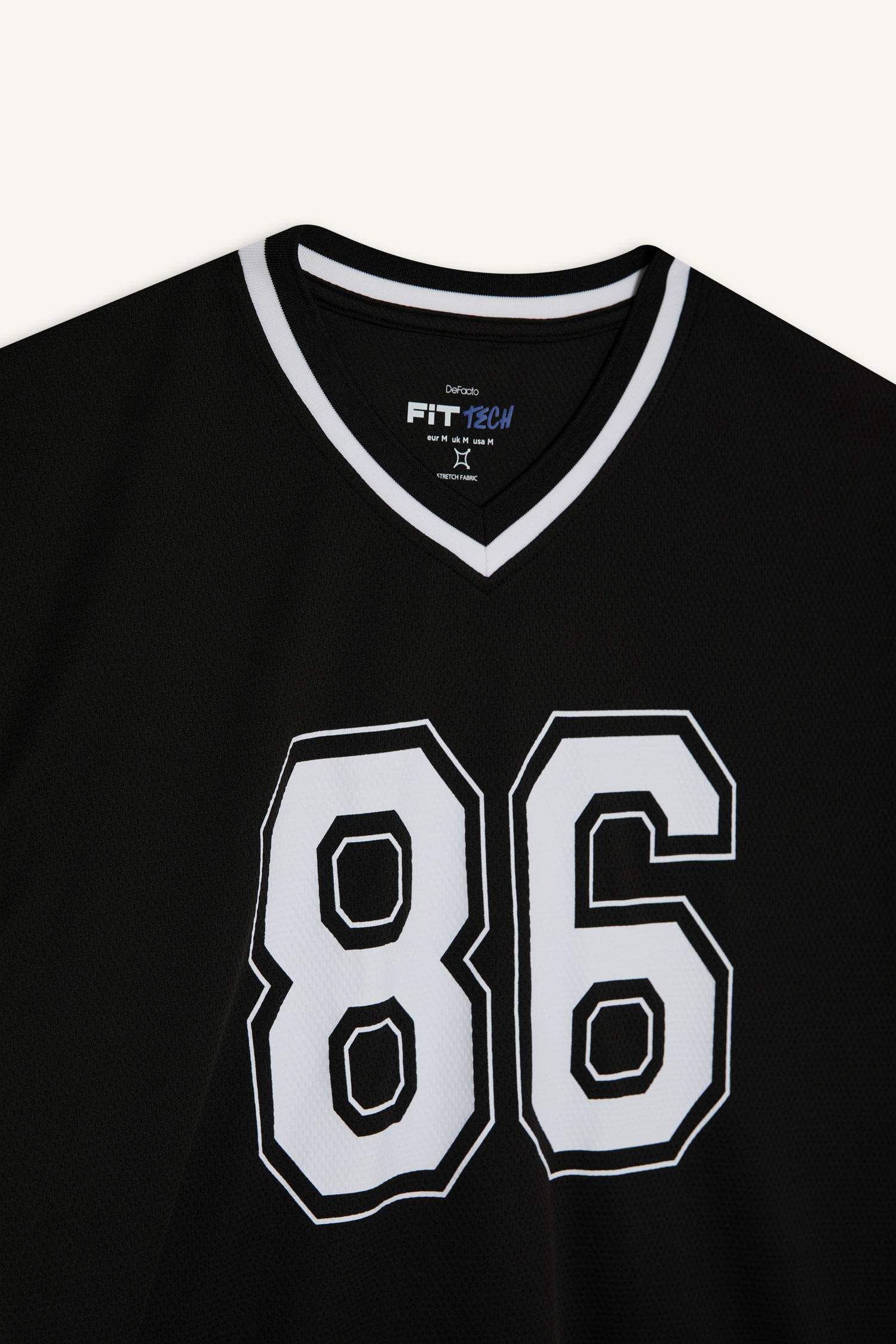 DeFactoFit Hızlı Kuruyan Oversize Geniş Kalıp V Yaka Baskılı Sporcu Kısa Kollu Tişört