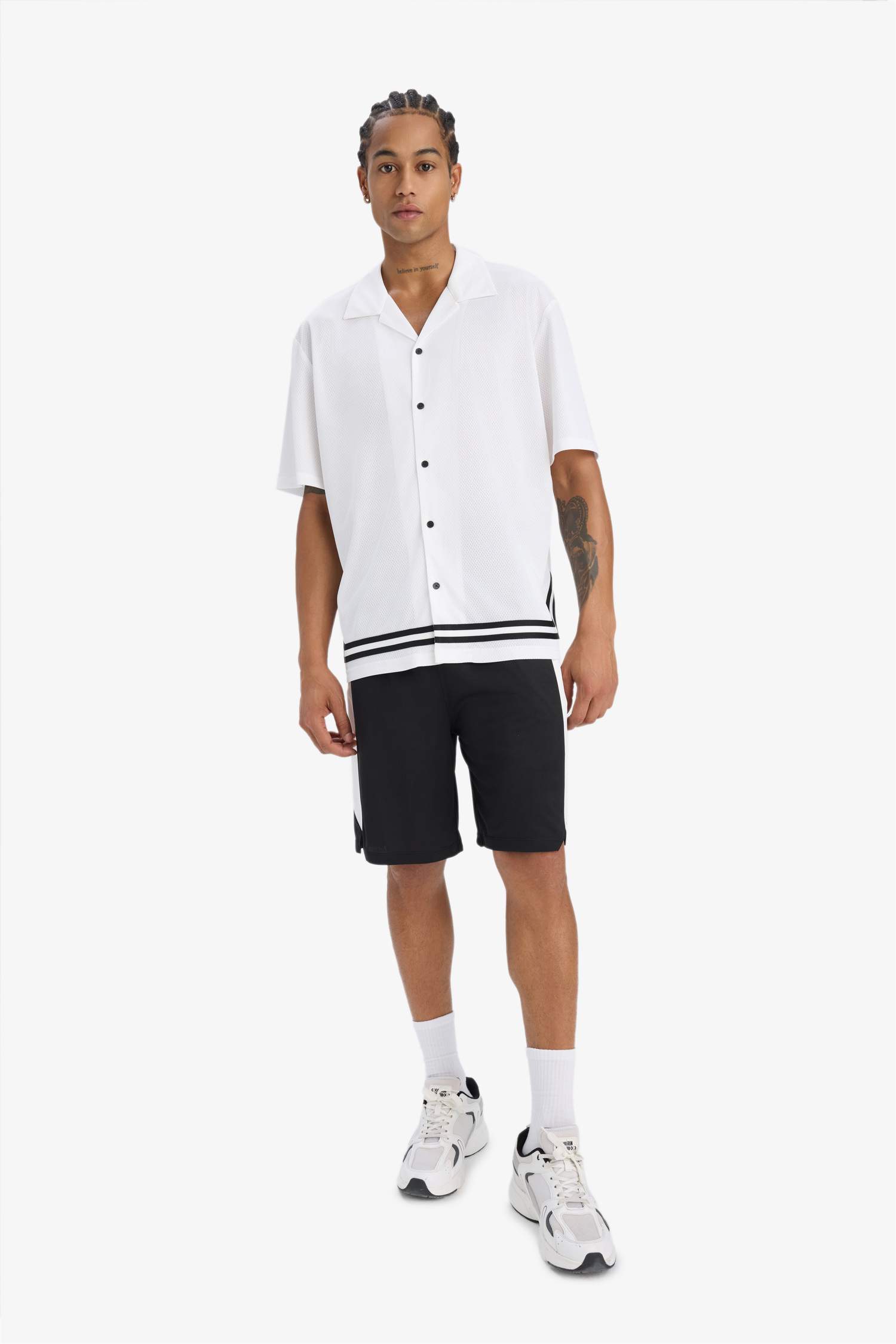 DeFactoFit Hızlı Kuruyan Oversize Geniş Kalıp Bisiklet Yaka Sırt Baskılı Sporcu Kısa Kollu Tişört