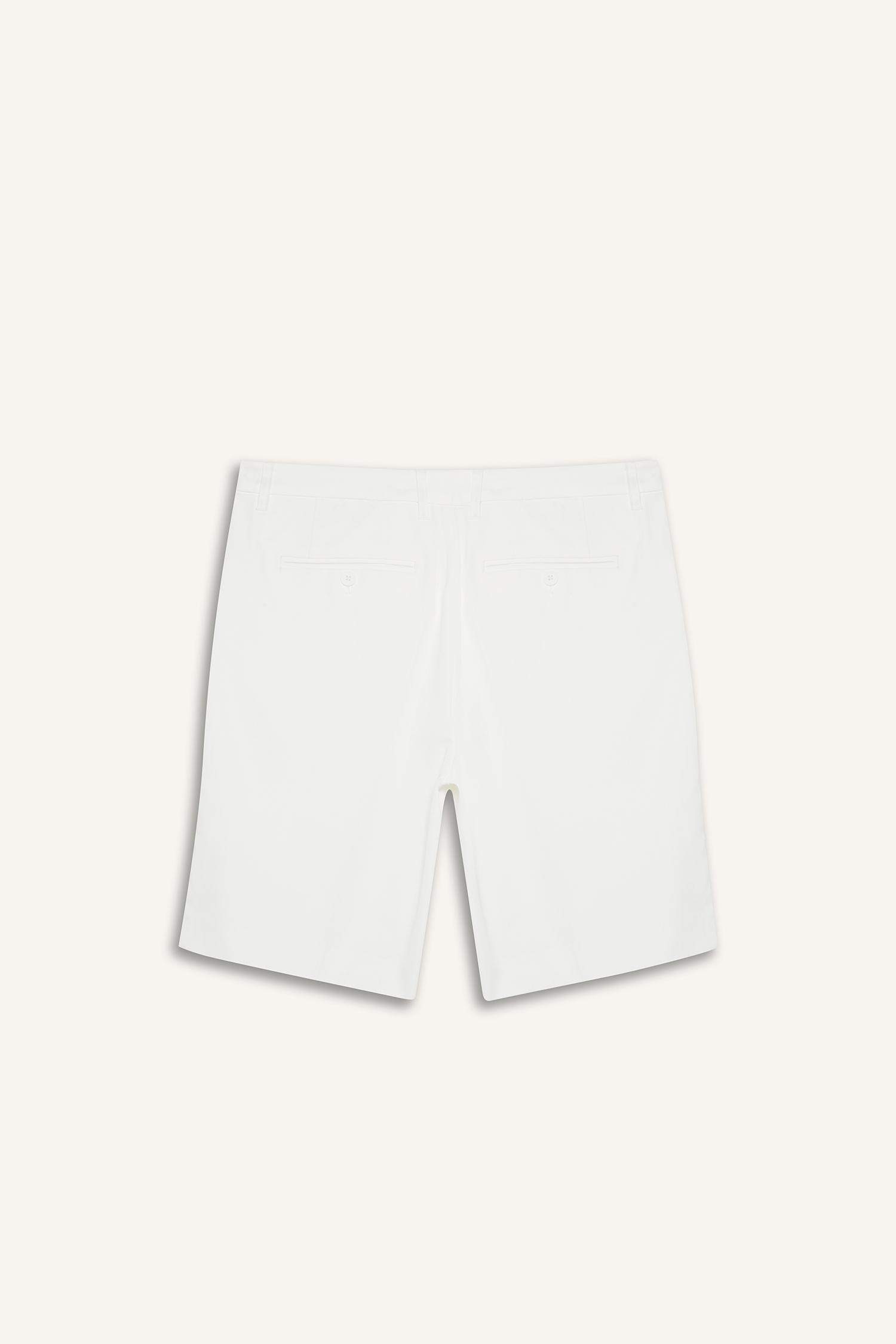 شورت قصير رياضي قصة عادية من DeFactoFit