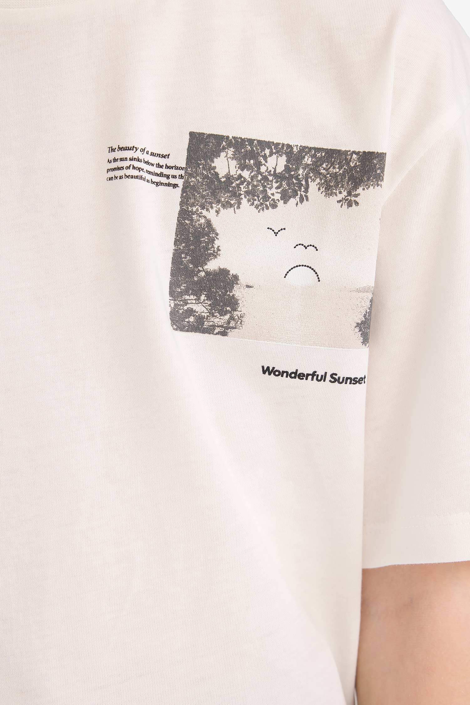 Erkek Çocuk Bisiklet Yaka Baskılı Kısa Kollu Tişört