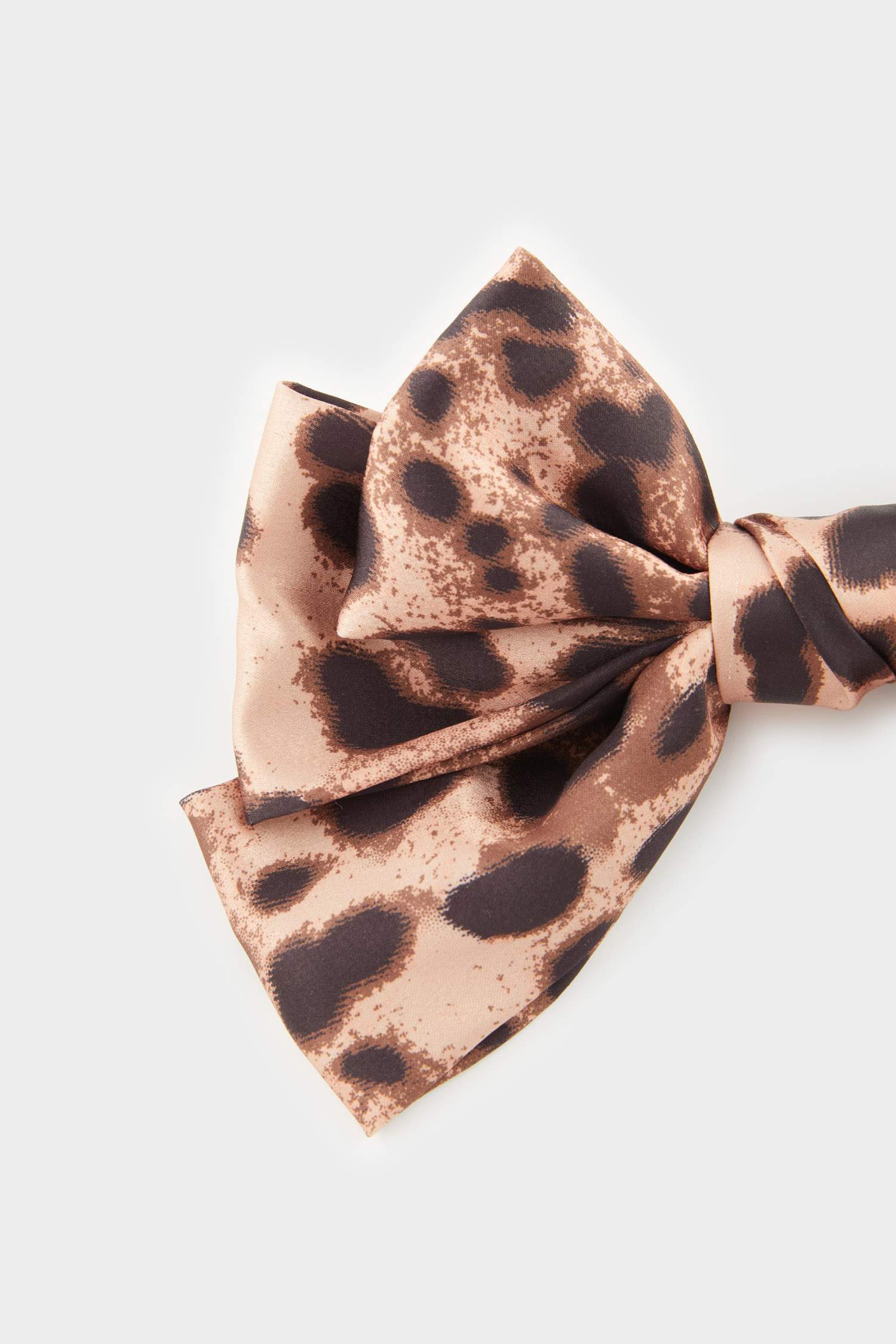 Kadın Leopar Desenli Kurdele Çıtçıtlı Toka