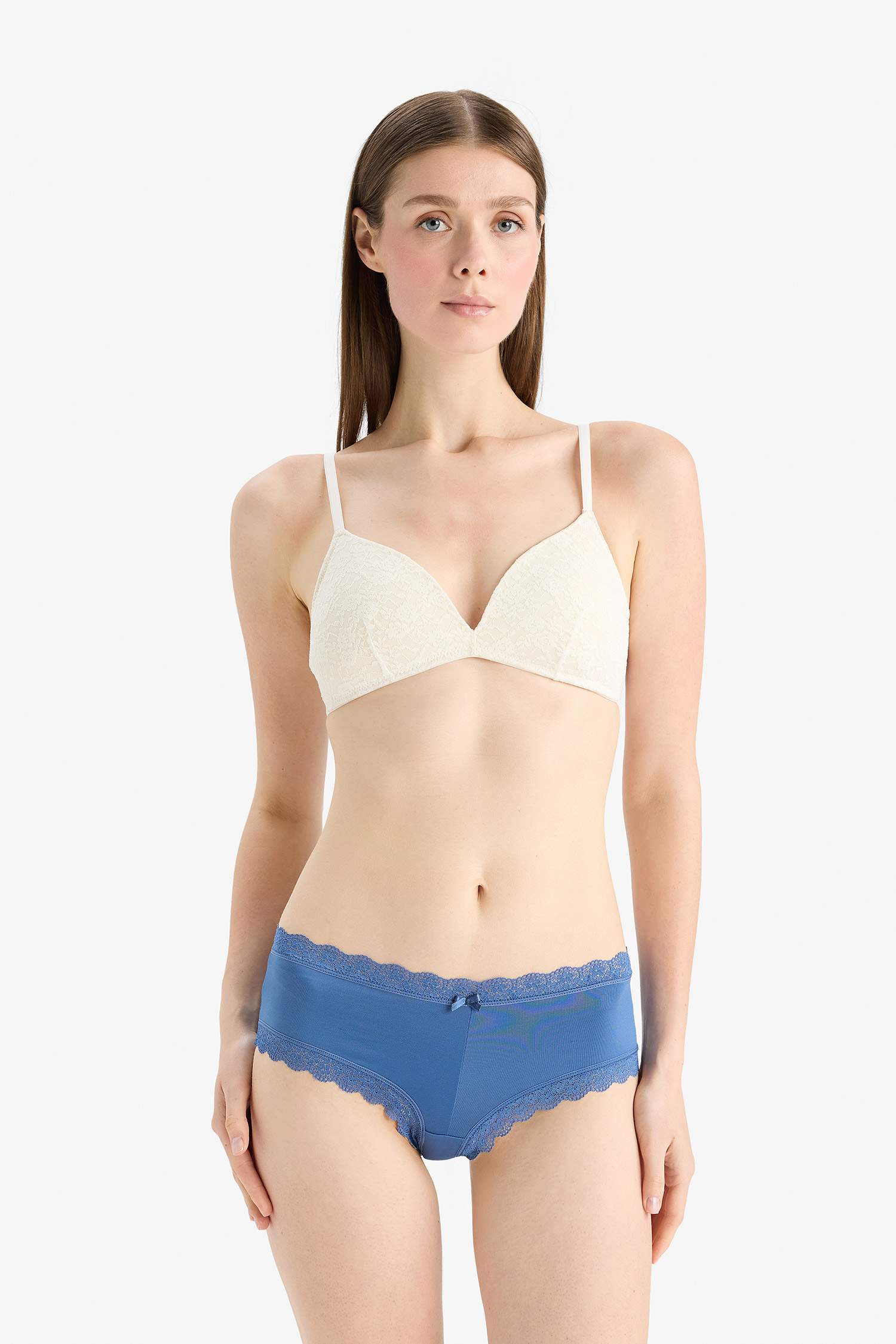 Dantel Detaylı Micro 3'lü Hipster Külot