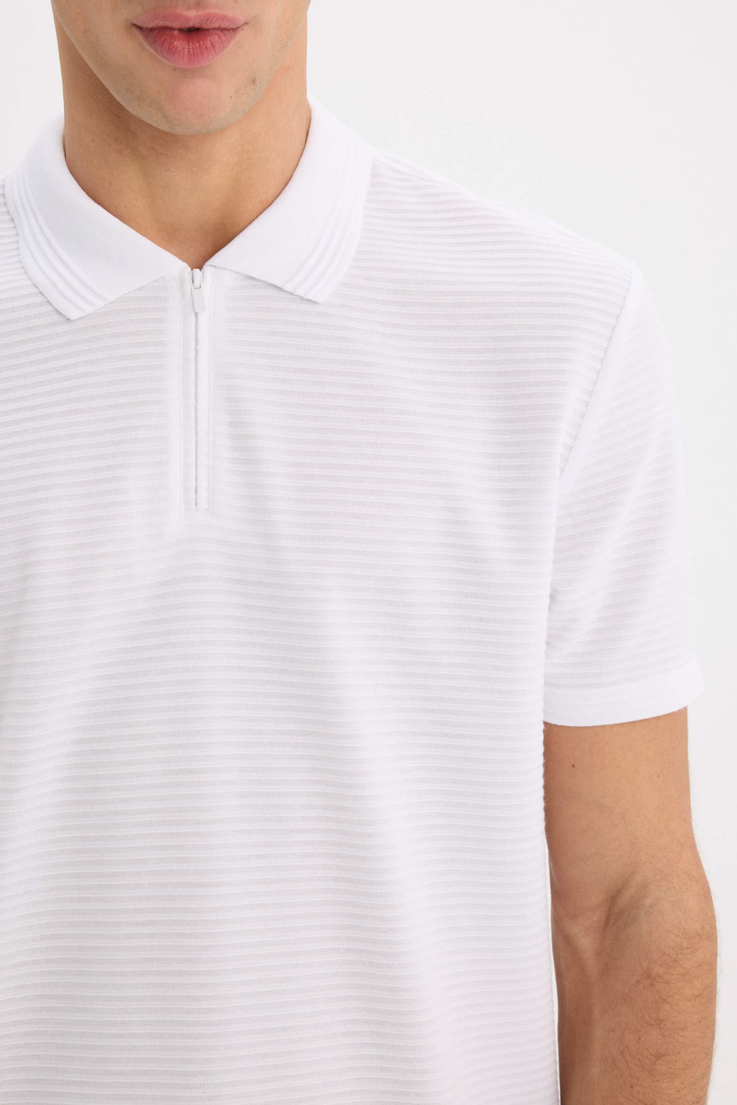 Regular Fit Zippered Short Sleeve Polo T-Shirt