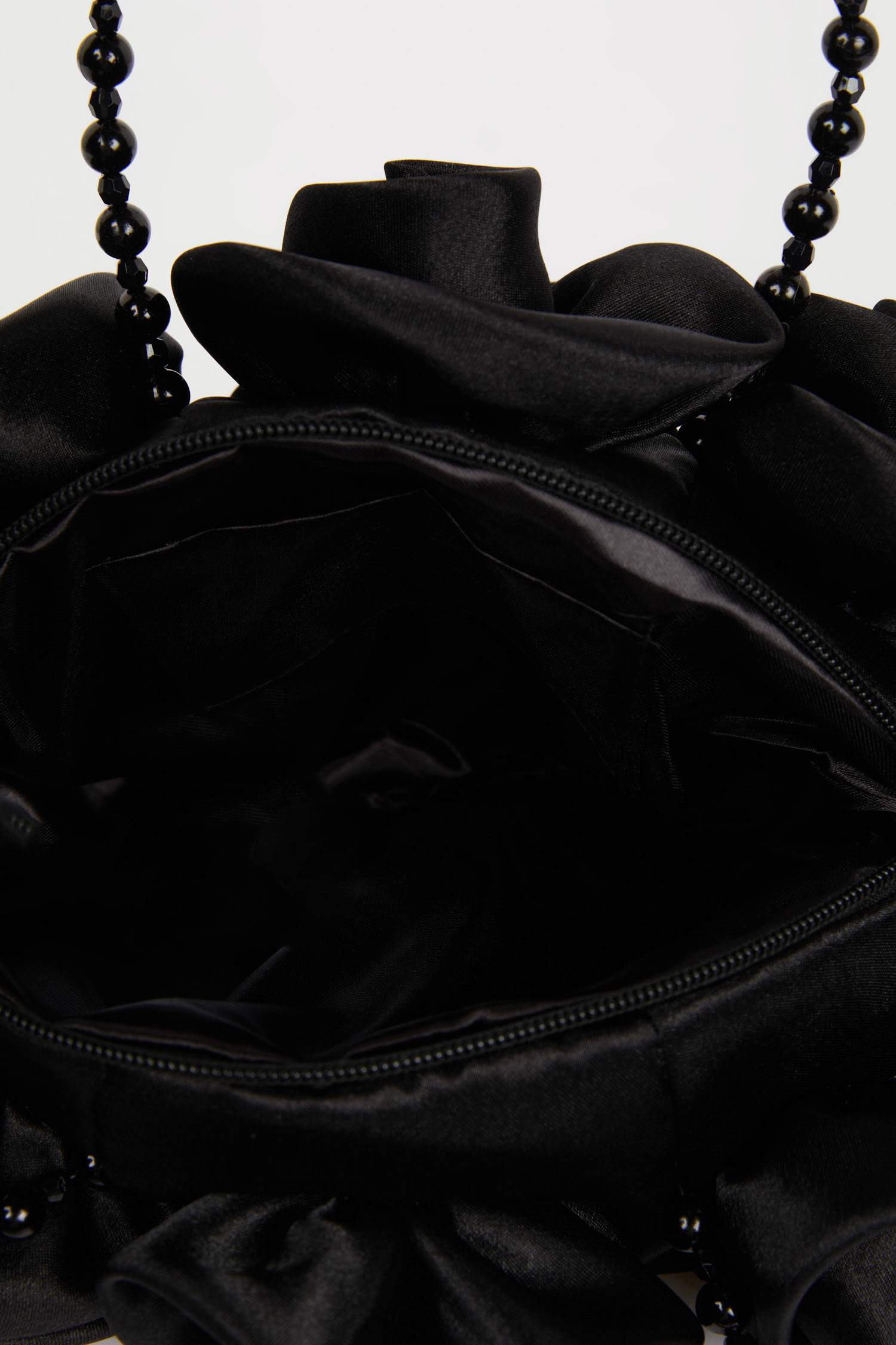 DCEY x DeFacto Kadın Saten Güllü Baget Çanta