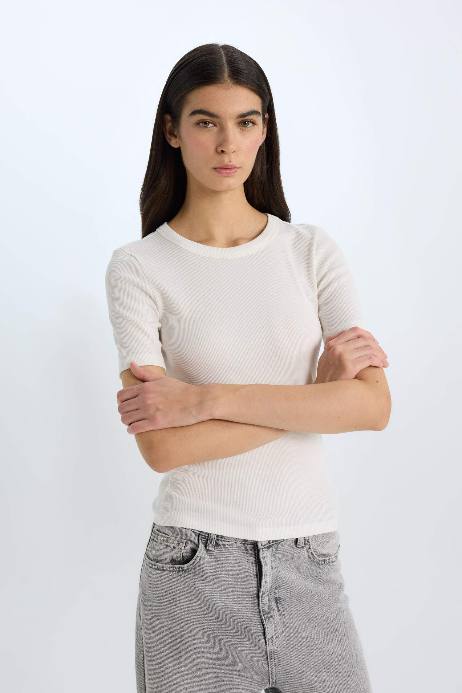 Slim Fit Dar Kesim Bisiklet Yaka Basic Düz Fitilli Kaşkorse Kısa Kollu Tişört