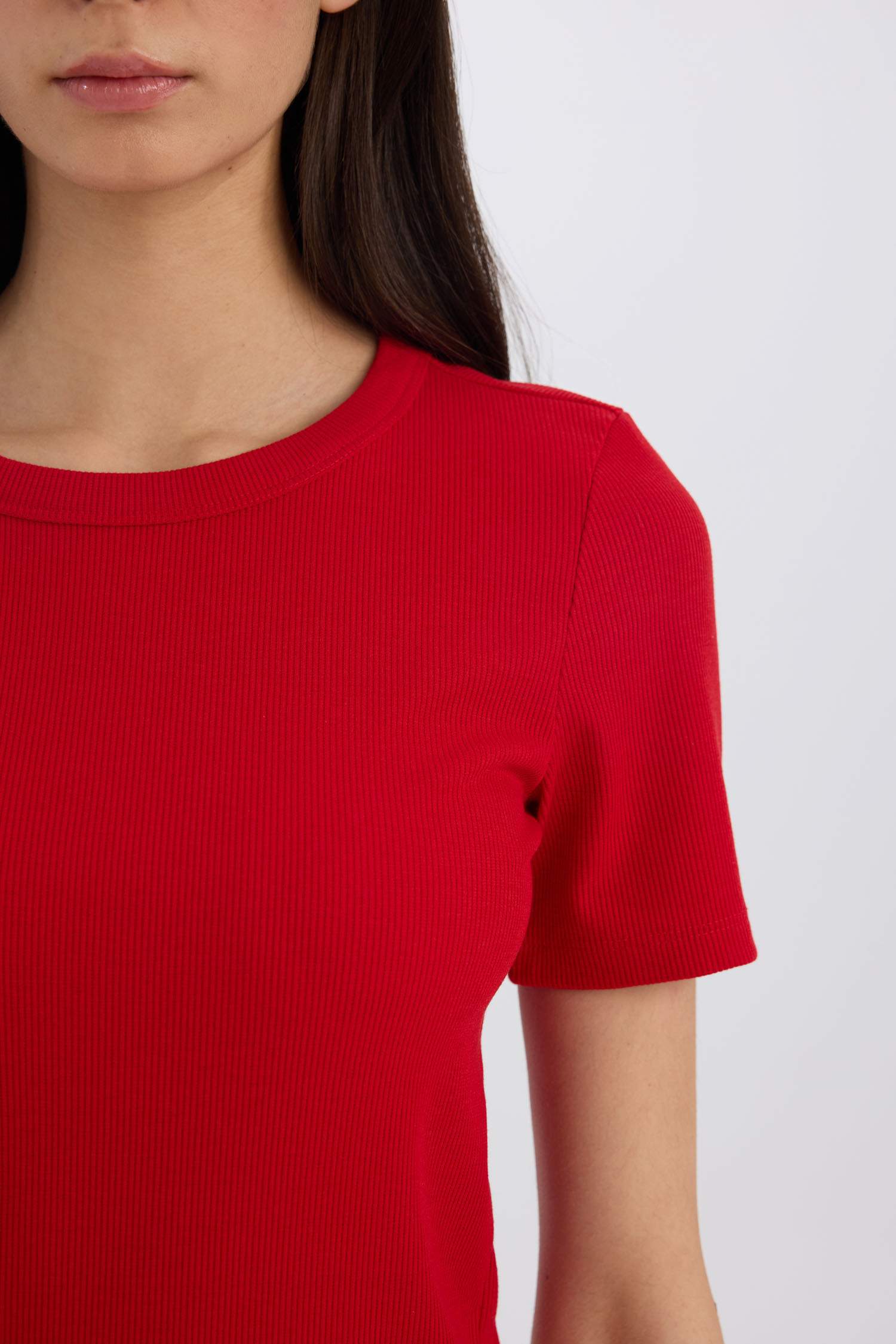 T-shirt Slim Casual à col rond à manches courtes