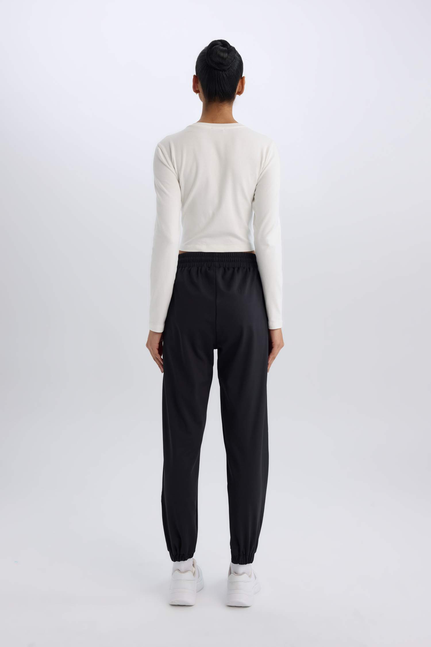 سروال رياضي قصة عادية من DeFactoFit