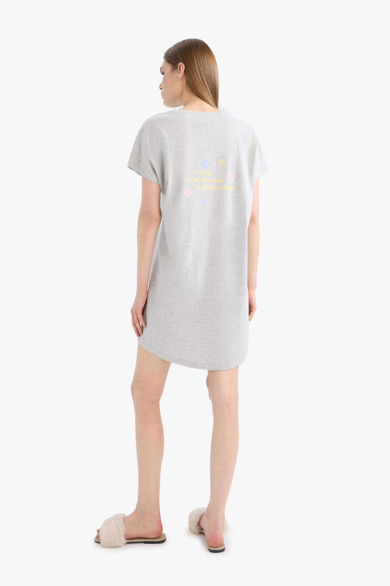 Regular Fit Crew Neck Knitted Dress