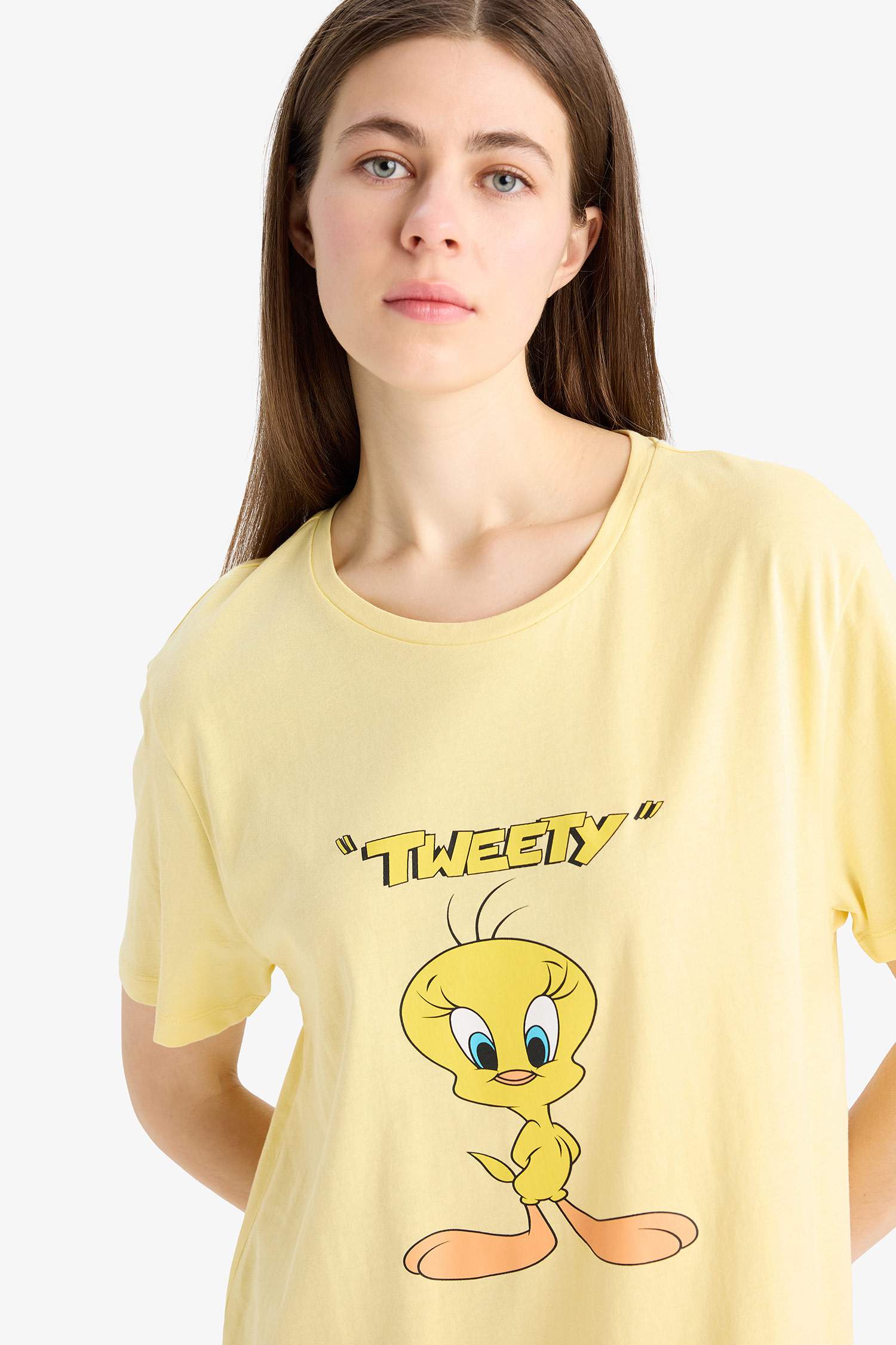 Looney Tunes Bisiklet Yaka Kısa Kollu Gecelik-Fall in Love