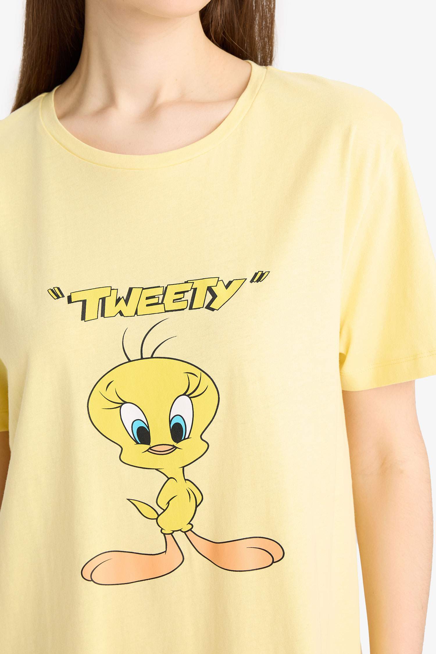 Looney Tunes Bisiklet Yaka Kısa Kollu Gecelik-Fall in Love