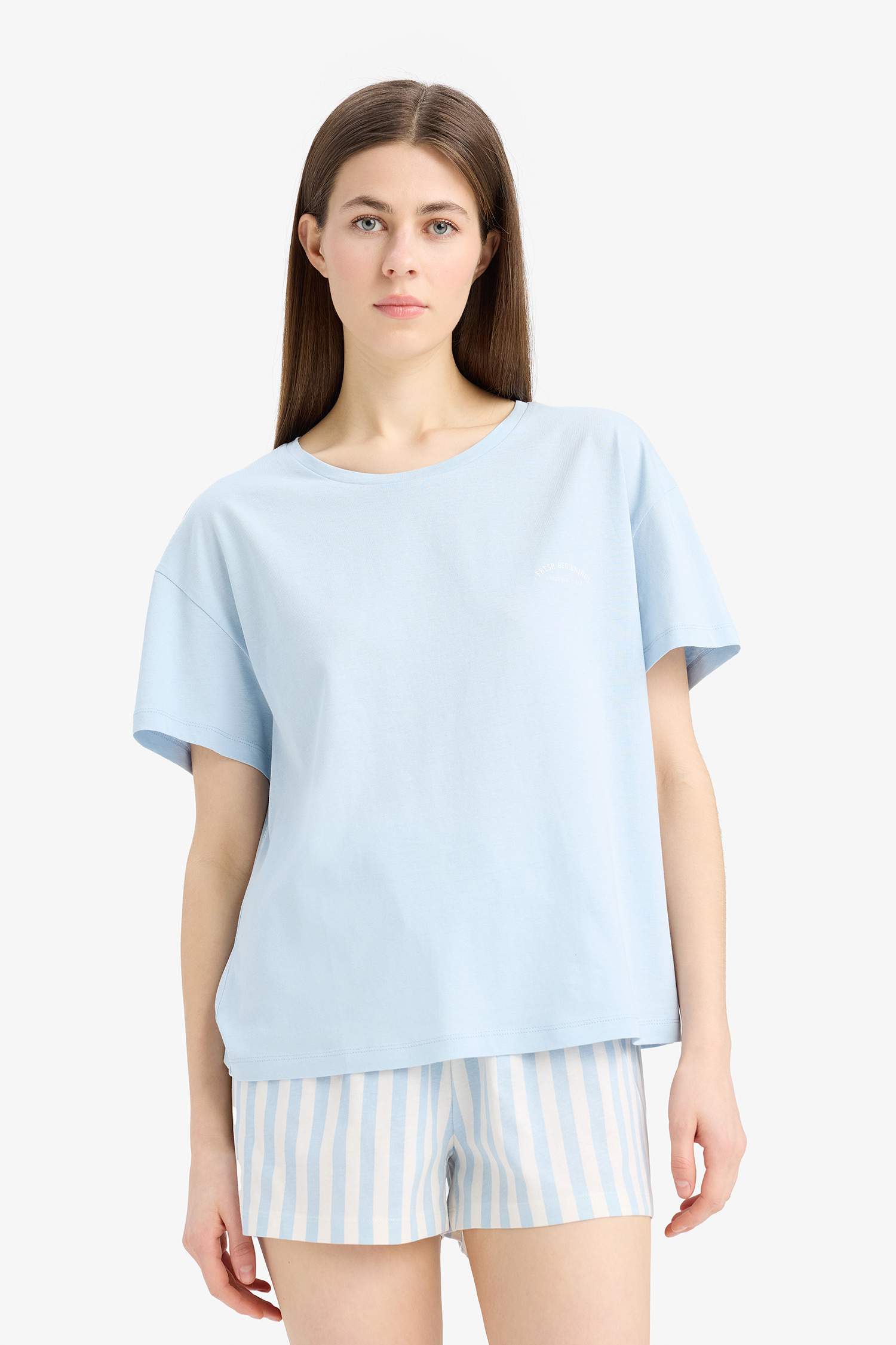 Regular Fit Pijama Takımı Kısa Kollu Üst Beli Lastikli Şort-Fall in Love