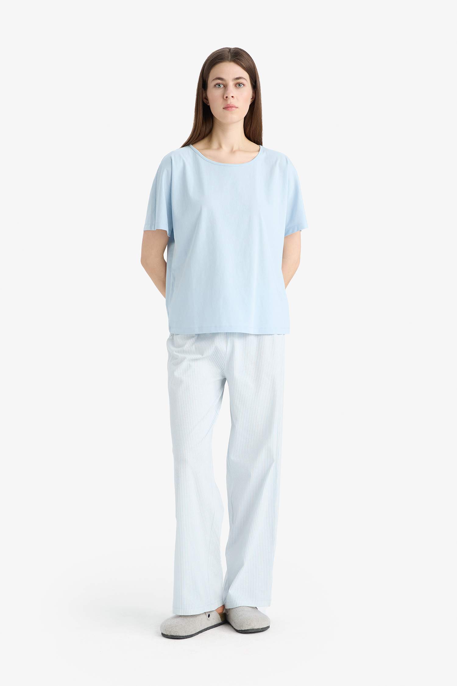 Ensemble Pyjama T-shirt et Pantalon à coupe régulière - Fall in Love