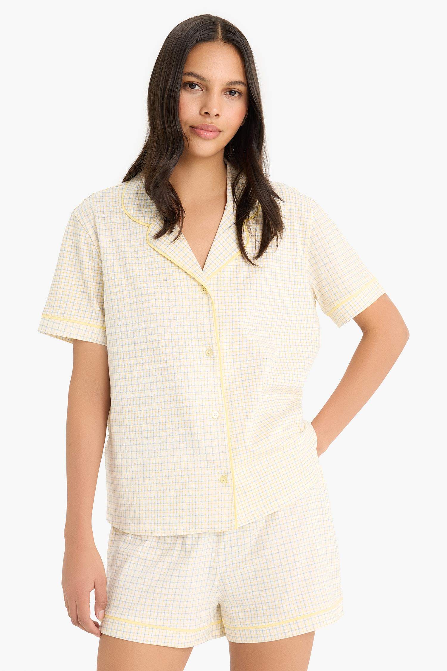 Pijama Takımı Kısa Kollu Üst Beli Lastikli Kısa Şort