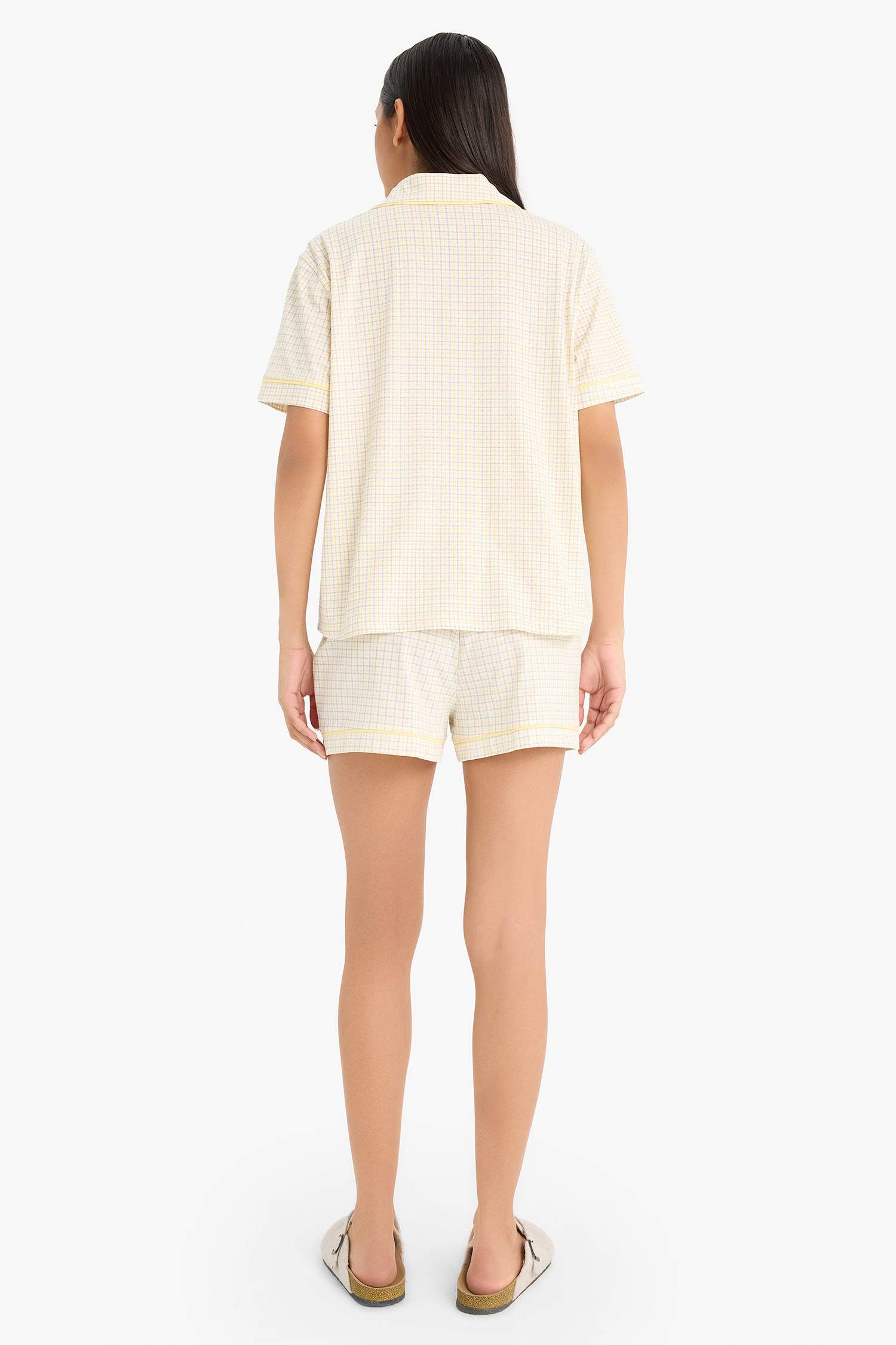 Pijama Takımı Kısa Kollu Üst Beli Lastikli Kısa Şort