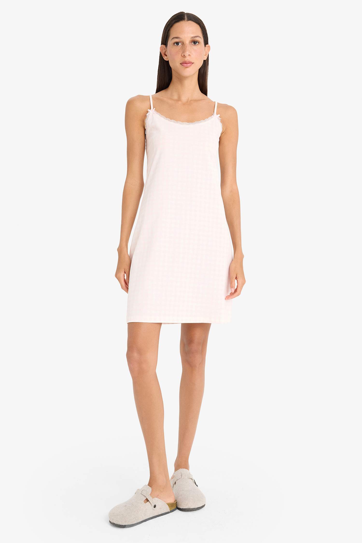 فستان قصة عادية بحمالات من Fall in Love