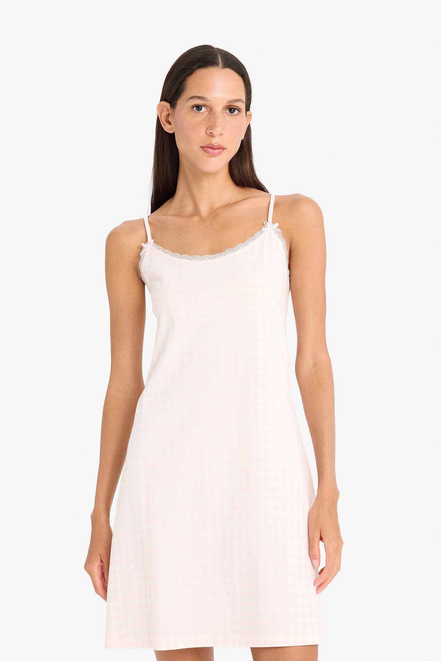 فستان قصة عادية بحمالات من Fall in Love