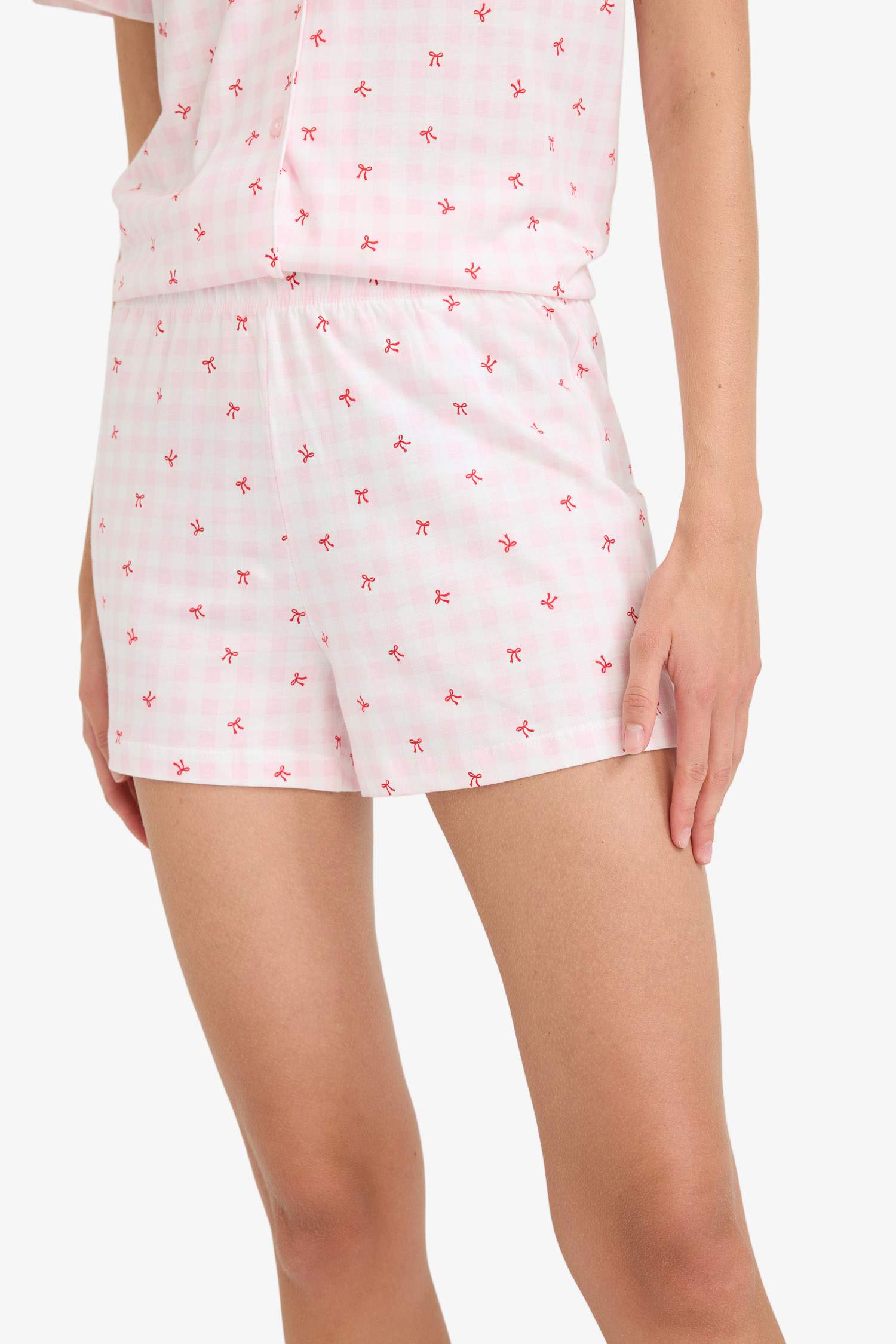 سيت قصة عادية نص ردن من Fall in Love - قطعتين