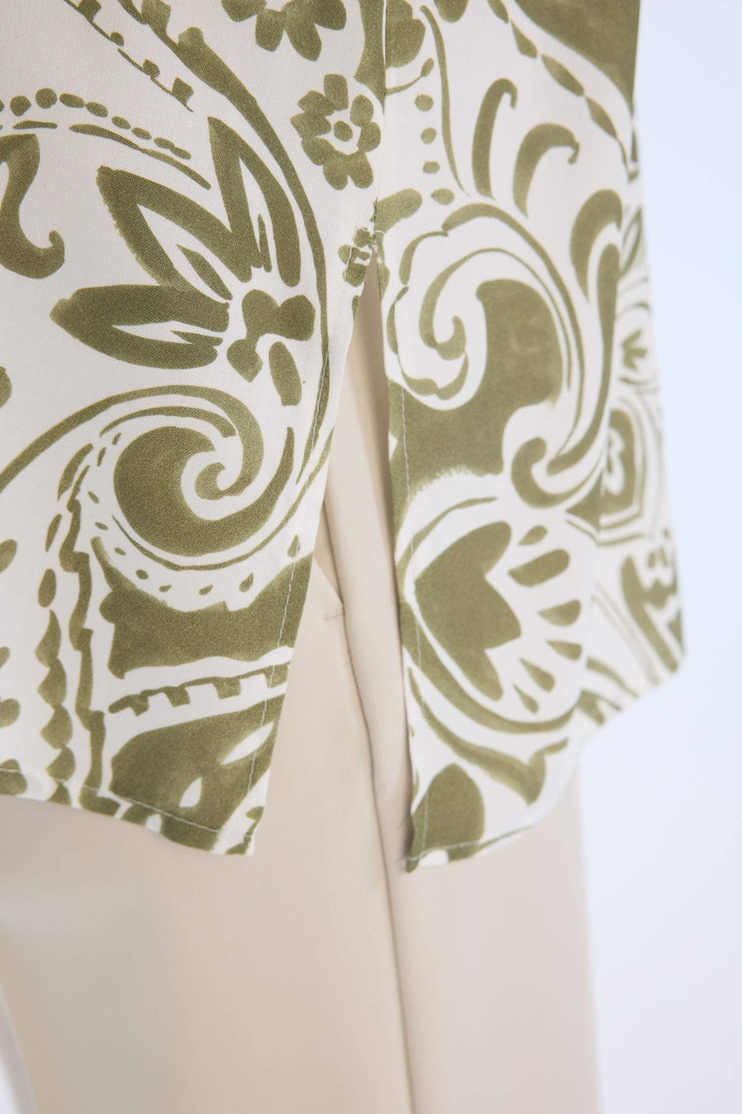 تونيك مطبوع اوفر سايز بياقة قميص