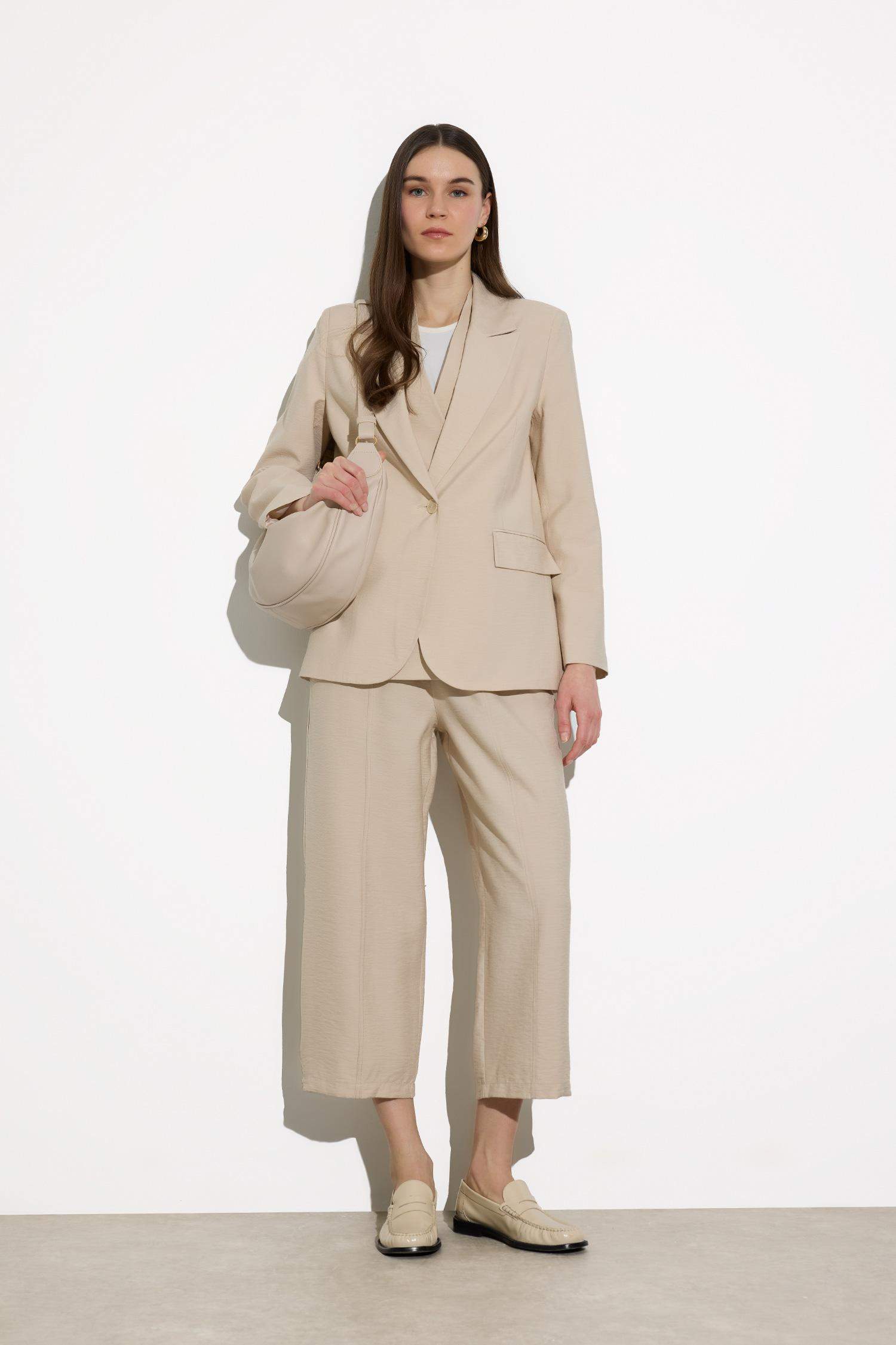 Kruvaze Yaka Cepli Blazer Ceket