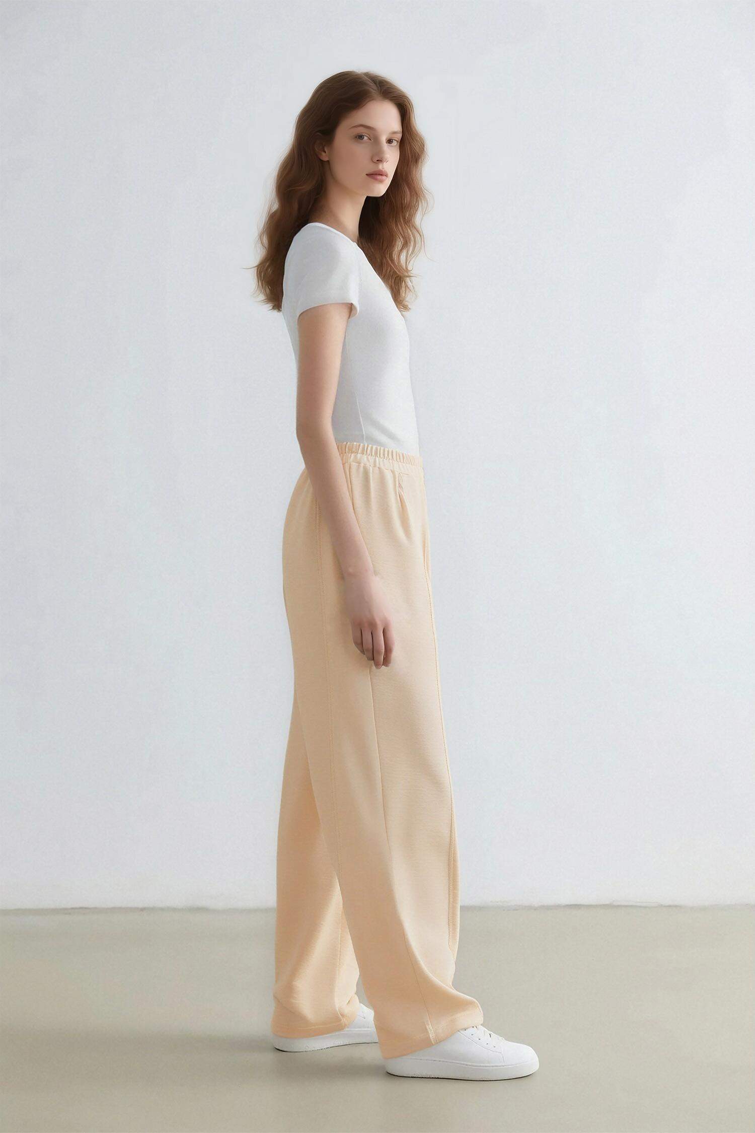 بنطرون سادة قصة عادية ورجل عادي