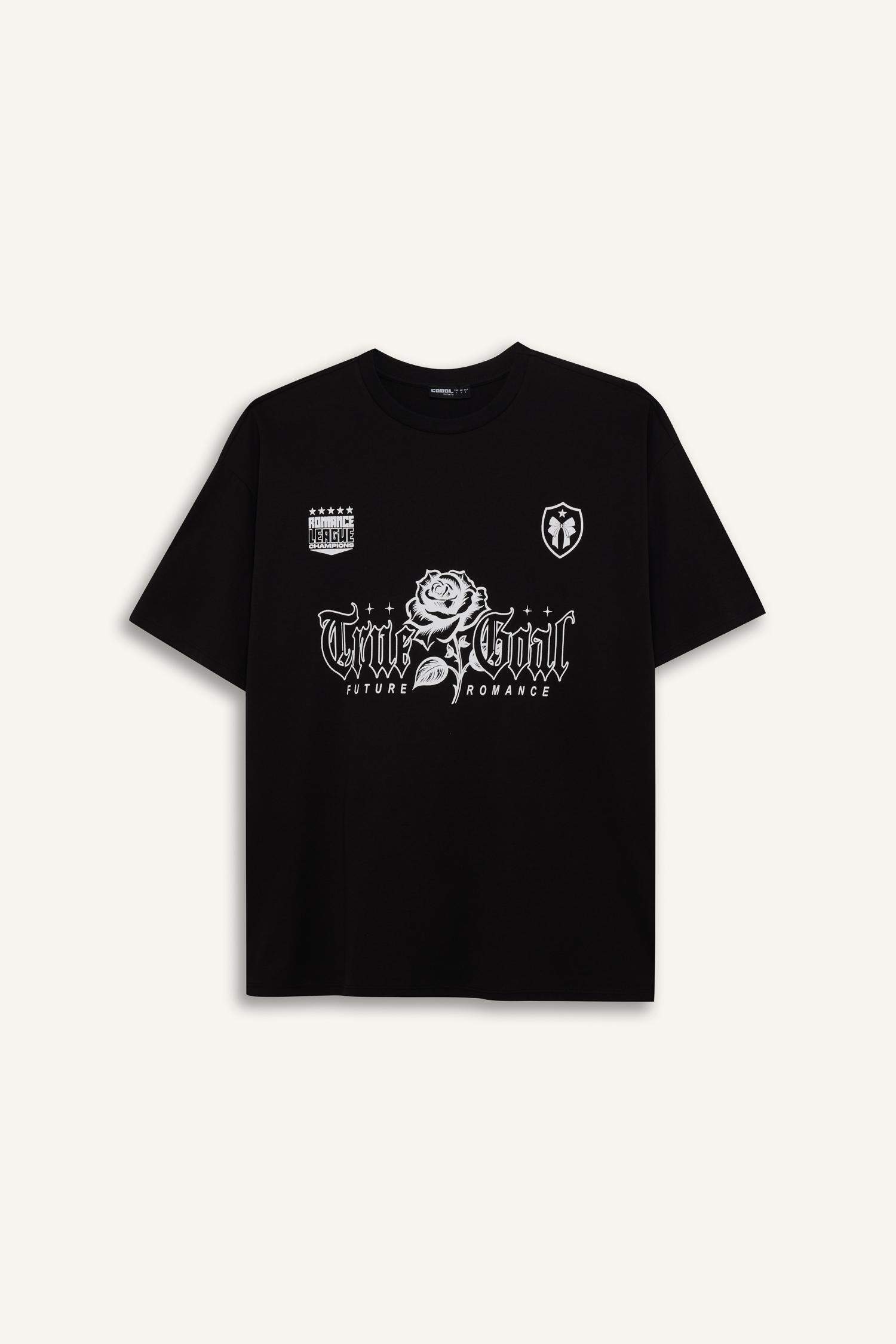 Oversize Geniş Kalıp Bisiklet Yaka Kısa Kollu Tişört