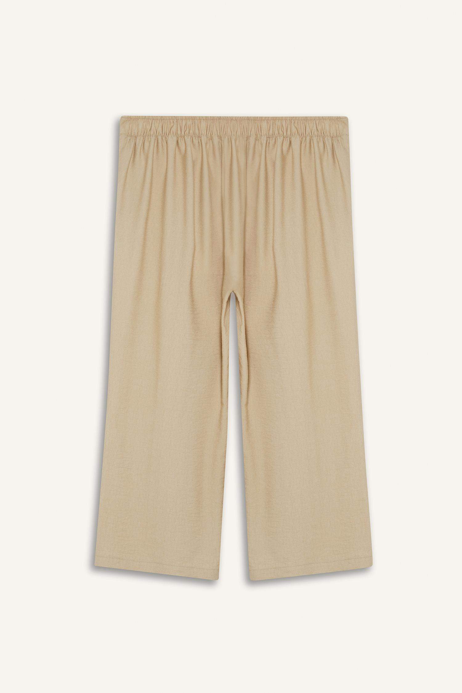 بنطلون كابري كروب فيت