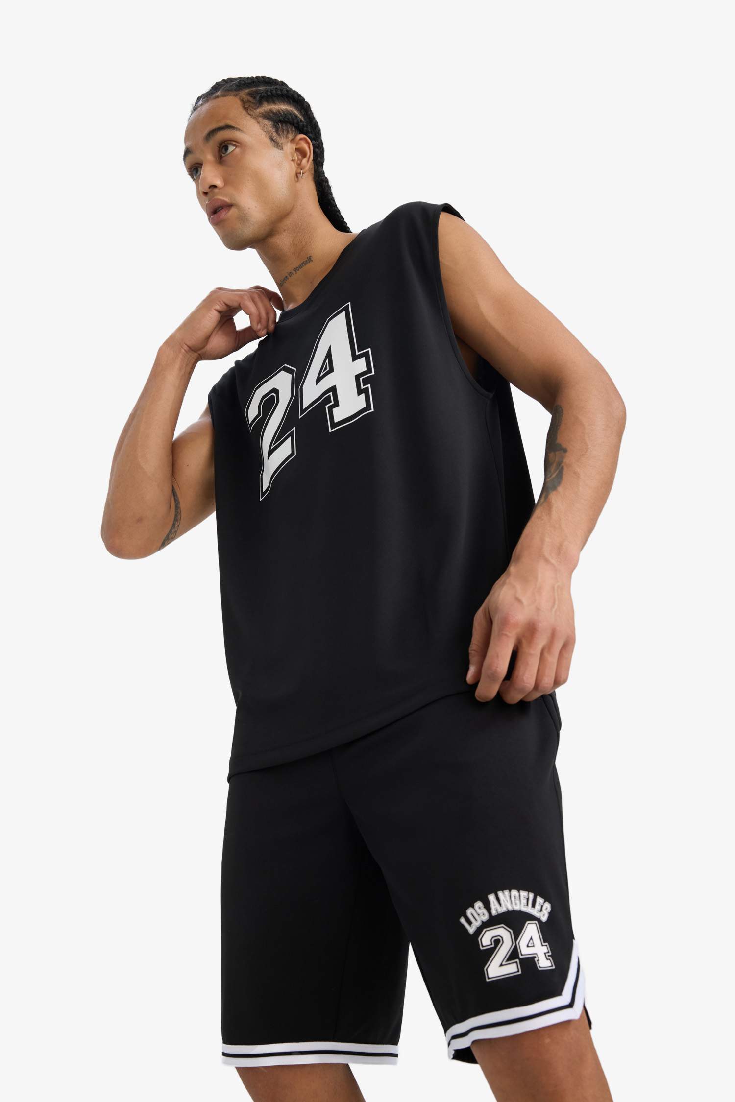 DeFactoFit Hızlı Kuruyan Nefes Alabilen Boxy Fit Baskılı Bisiklet Yaka Sporcu Atlet