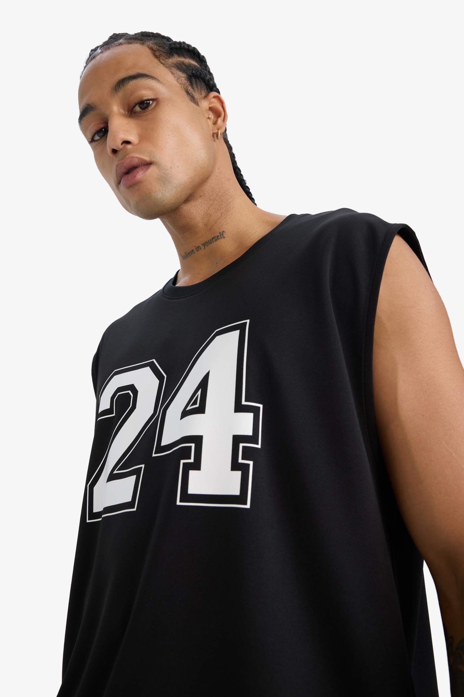 DeFactoFit Hızlı Kuruyan Nefes Alabilen Boxy Fit Baskılı Bisiklet Yaka Sporcu Atlet