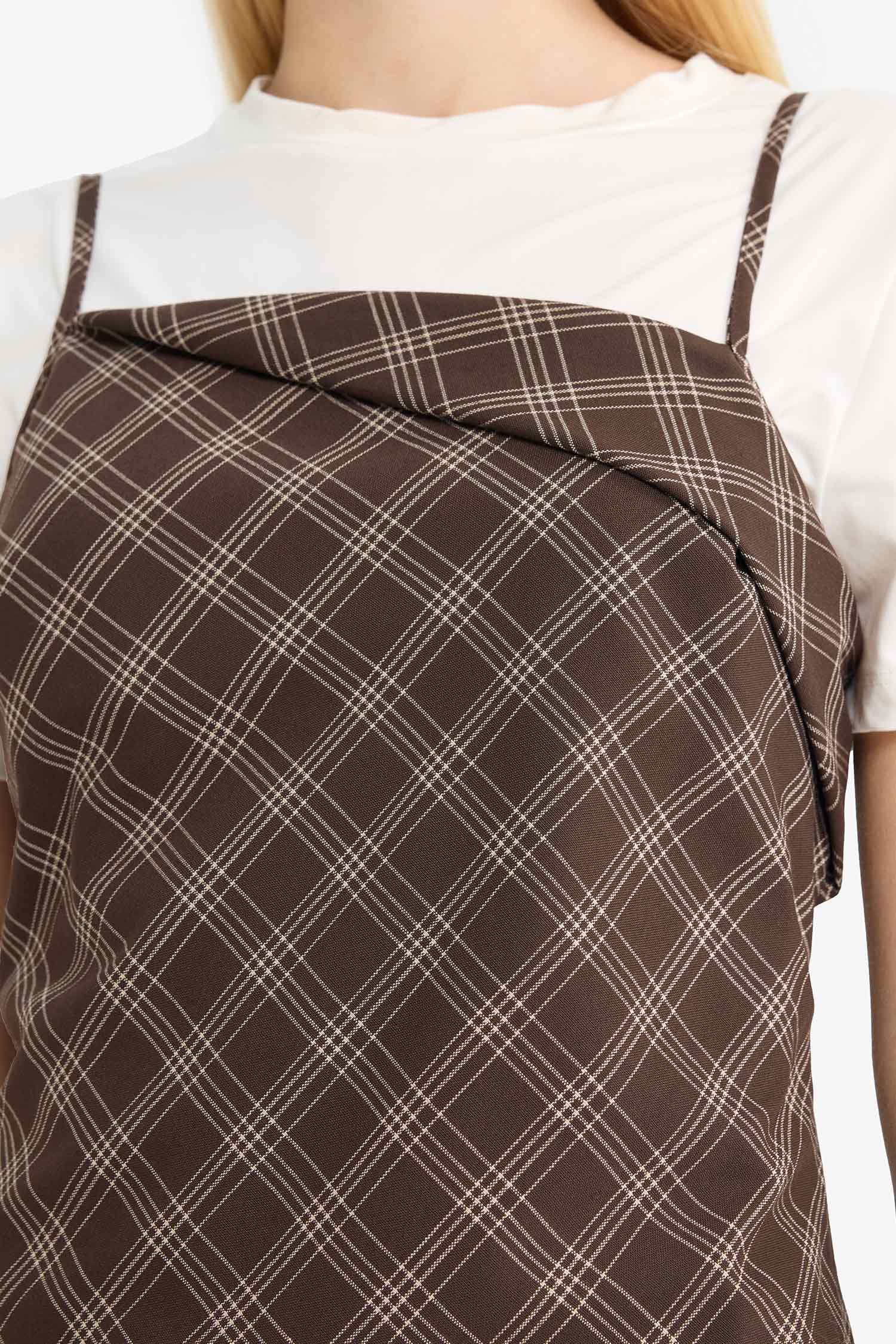 Coool Çapraz Yaka Kareli Askılı Midi Elbise