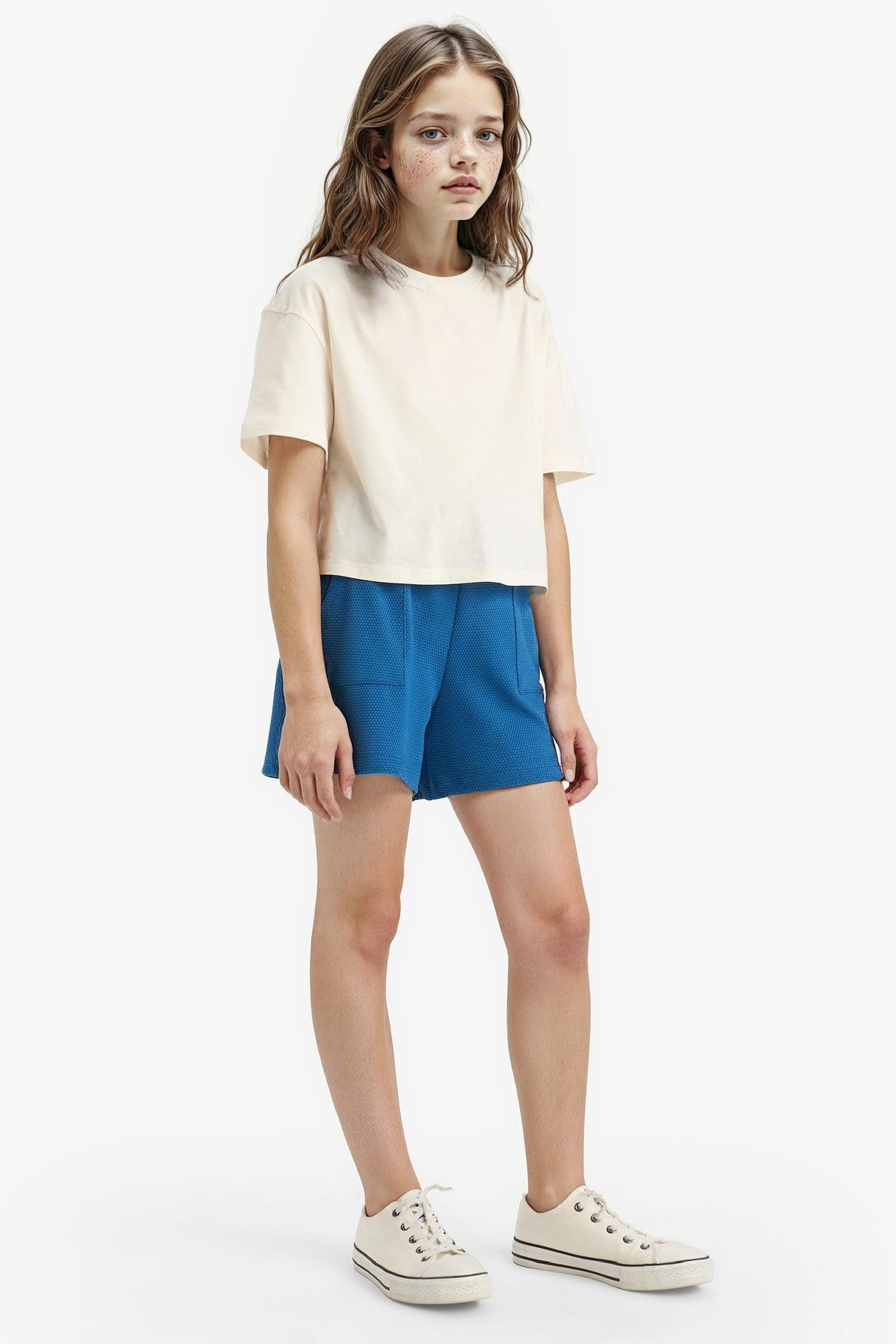 Girl Elastic Waist Pocketed Shorts