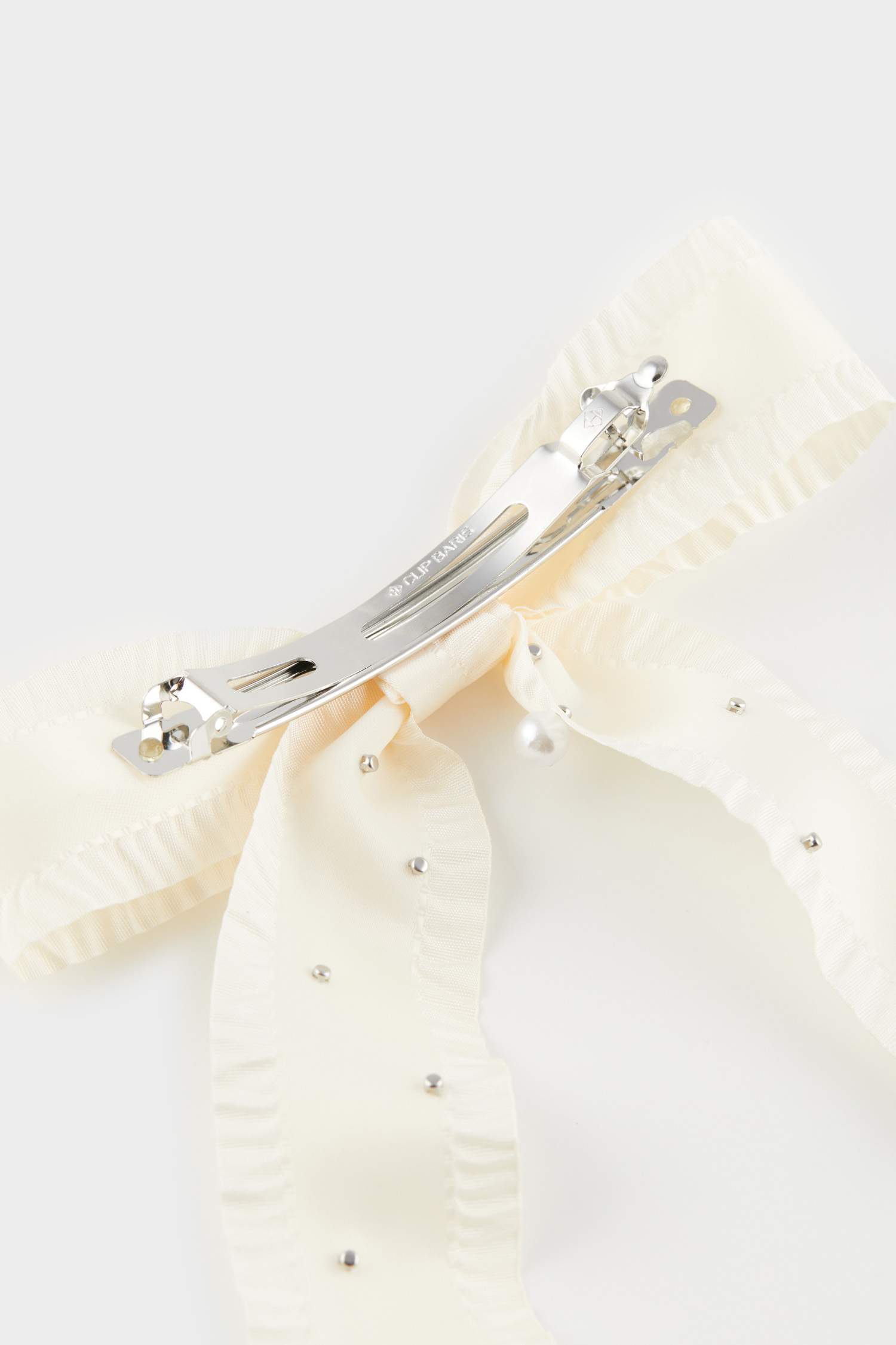 Kadın Dantel Görünümlü İncili Çıtçıtlı Toka