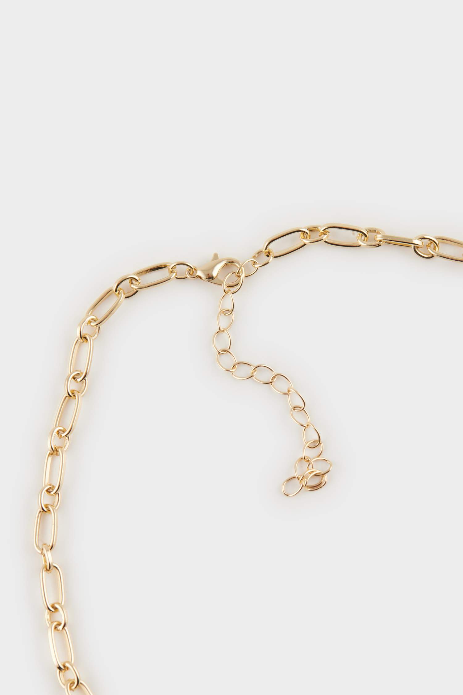 سلسلة نسائية ذهبية