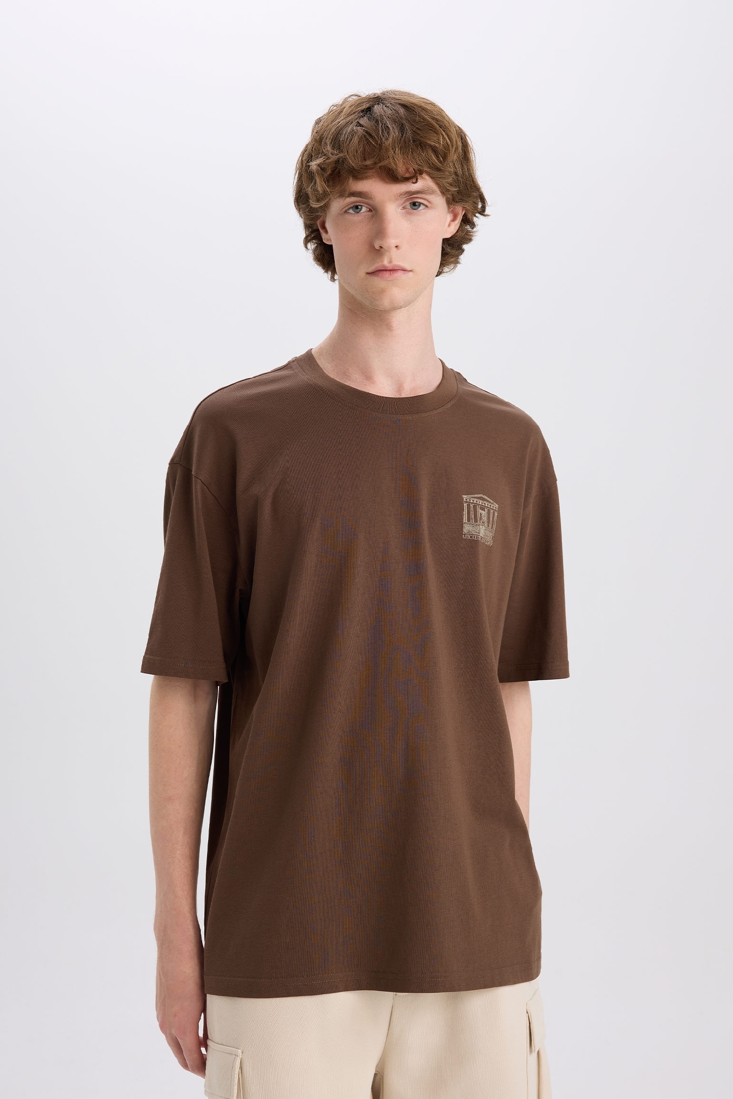 дөңгелек жаға үлкен Қысқа жеңді футболка