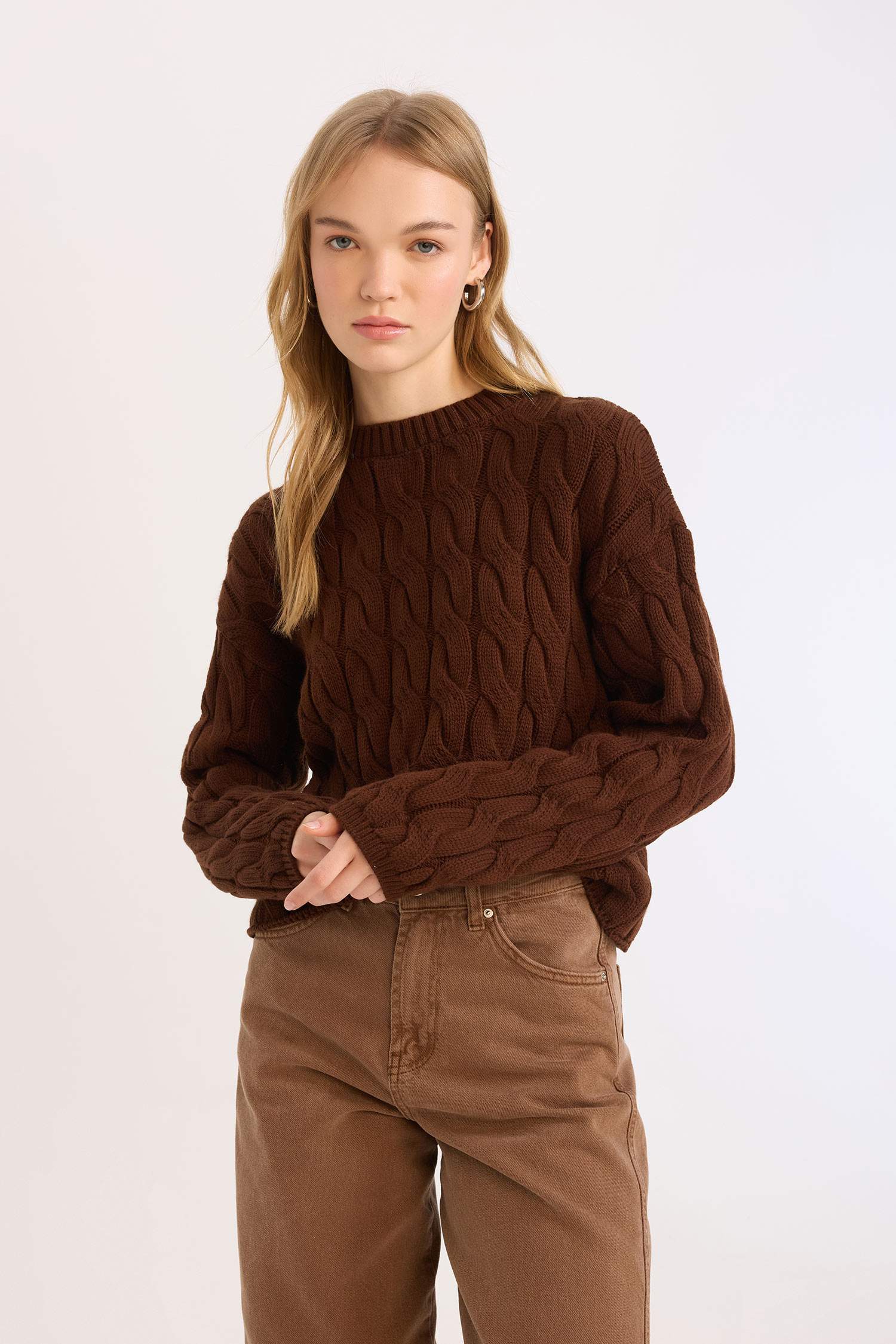 	Coool Regular Fit Bisiklet Yaka Saç Örgülü Triko Kazak