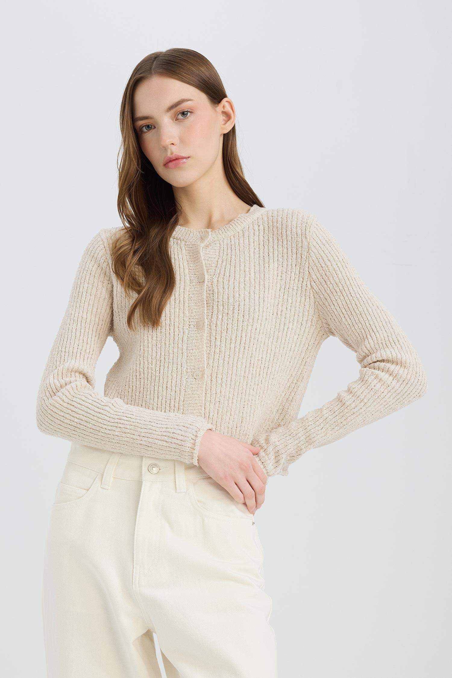 Slim Fit Dar Kesim Bisiklet Yaka Düğmeli Triko Hırka