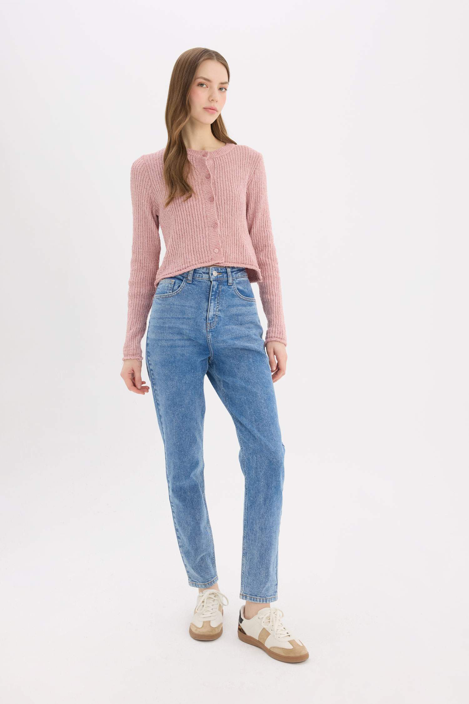 Slim Fit Dar Kesim Bisiklet Yaka Düğmeli Triko Hırka