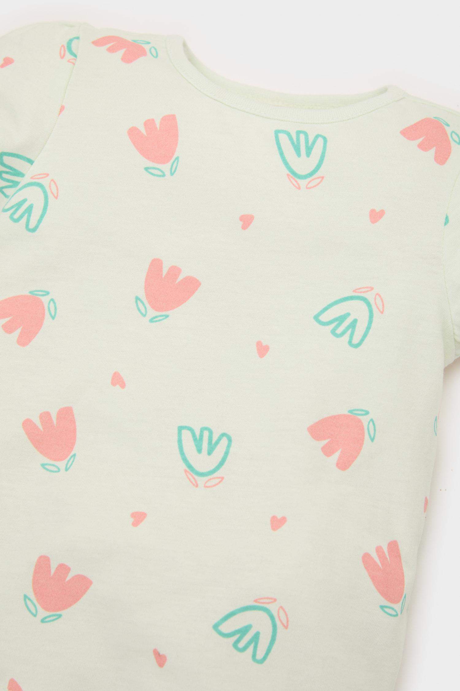 بيجامة فلورال ممشط من قطعتين