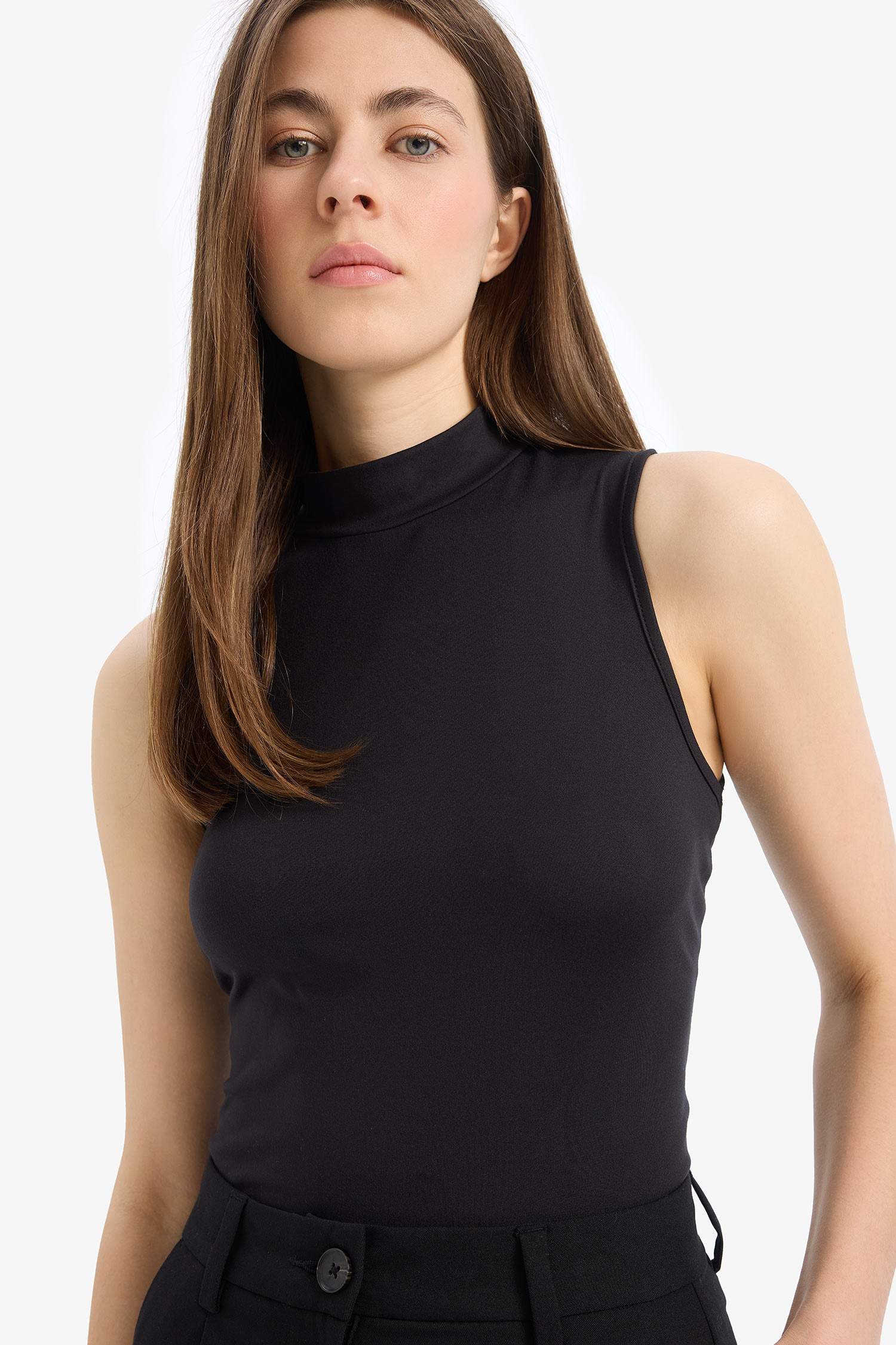 Slim Fit Dar Kesim Yarım Balıkçı Yaka Atlet