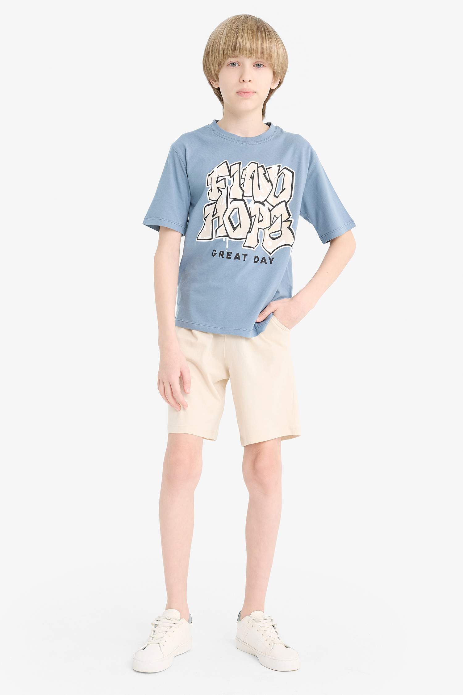 Ensemble T-shirt imprimé et Short pour garçon