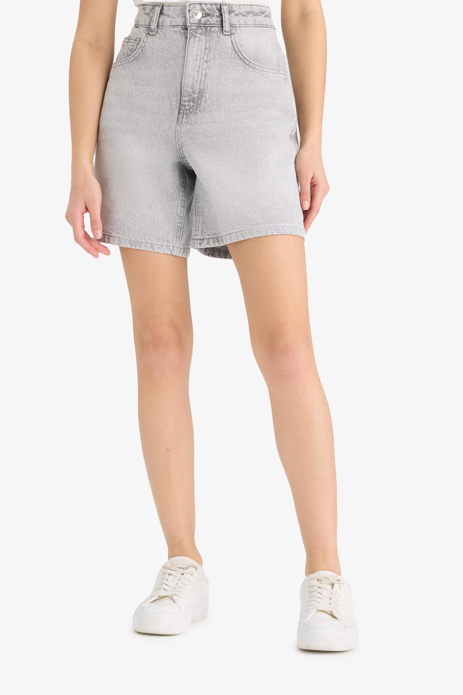 Yüksek Bel Cepli Jean Bermuda Şort